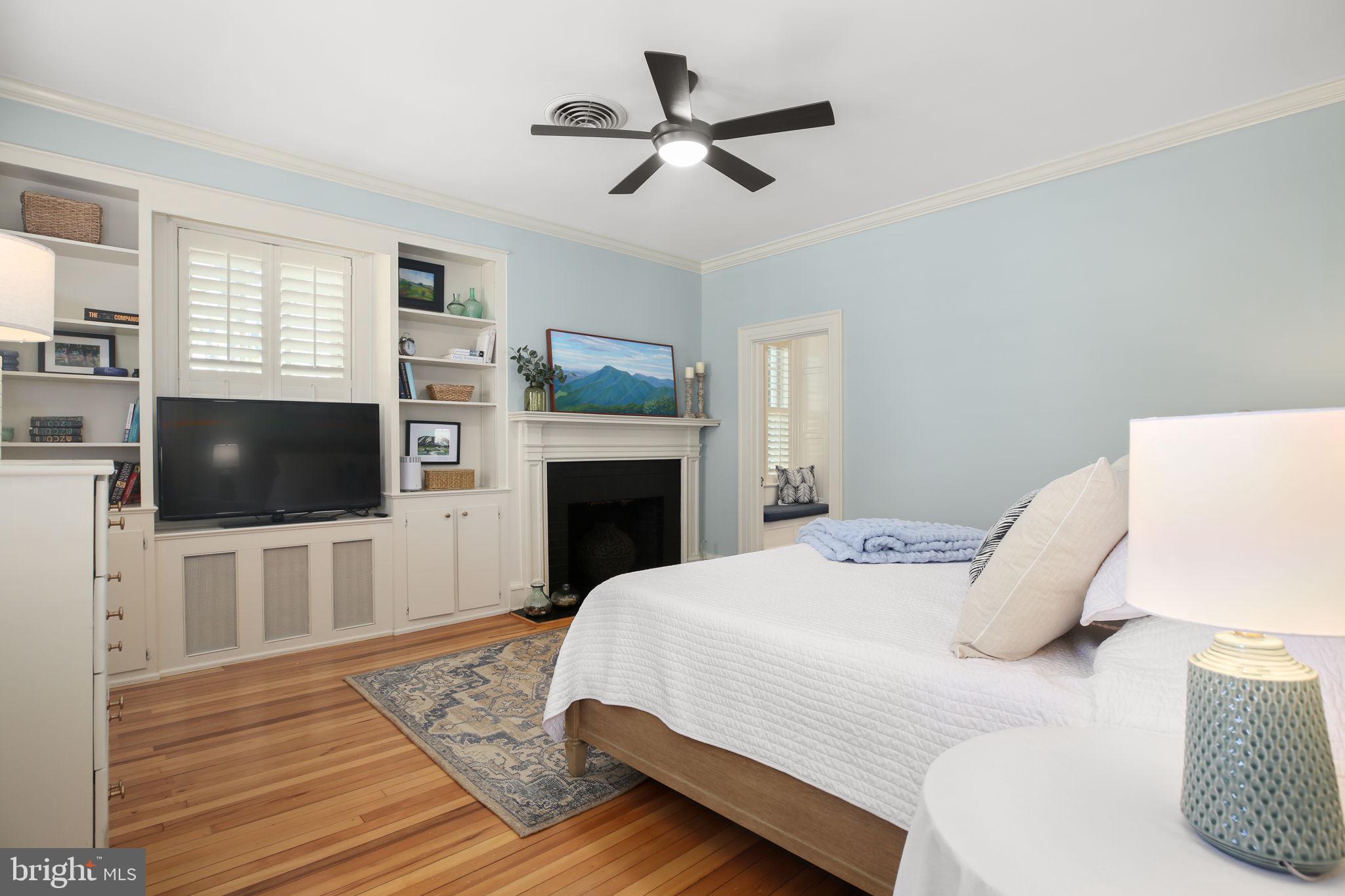 DOWNTOWN FREDERICKSBURG - Residential