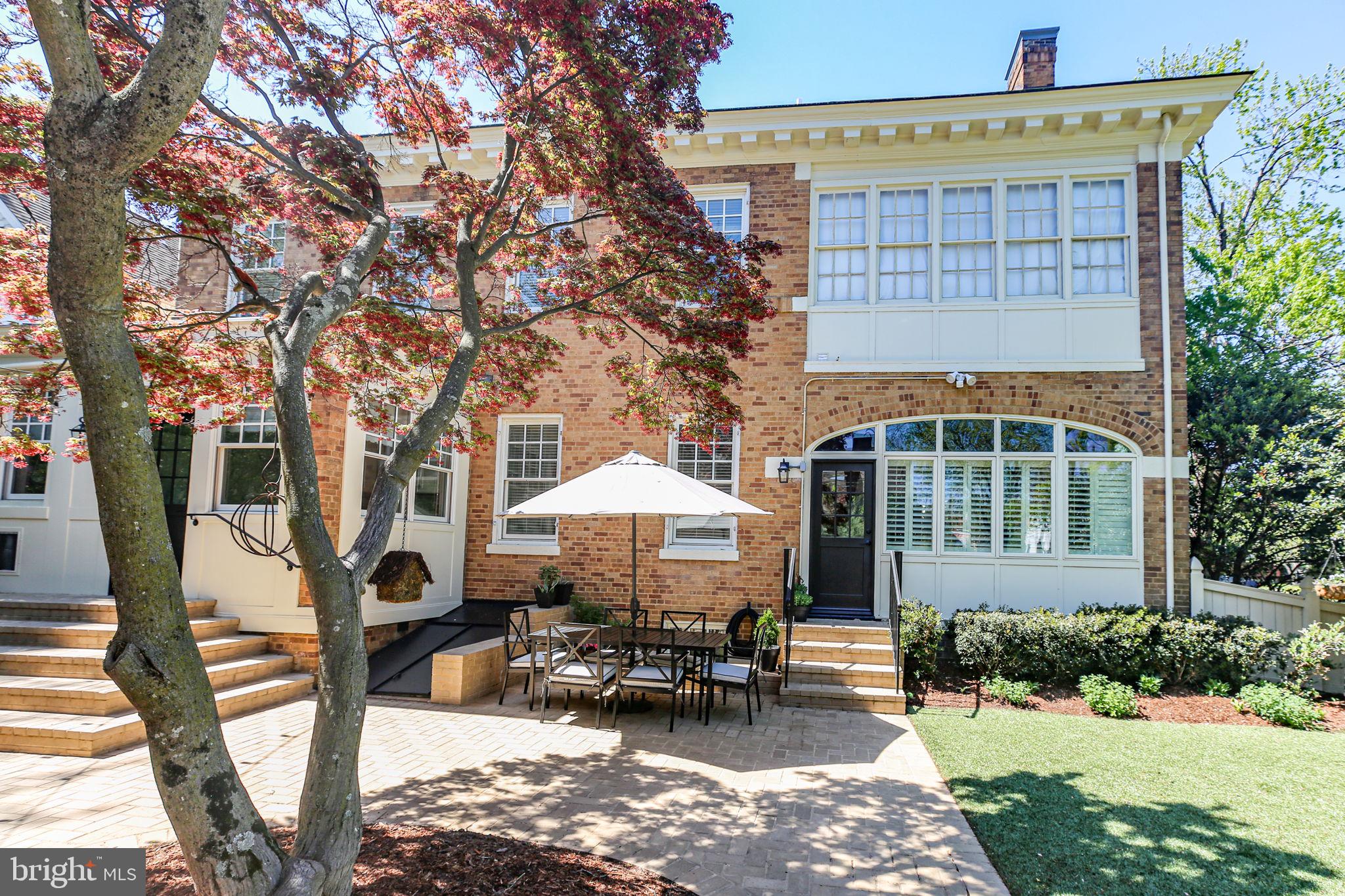 DOWNTOWN FREDERICKSBURG - Residential