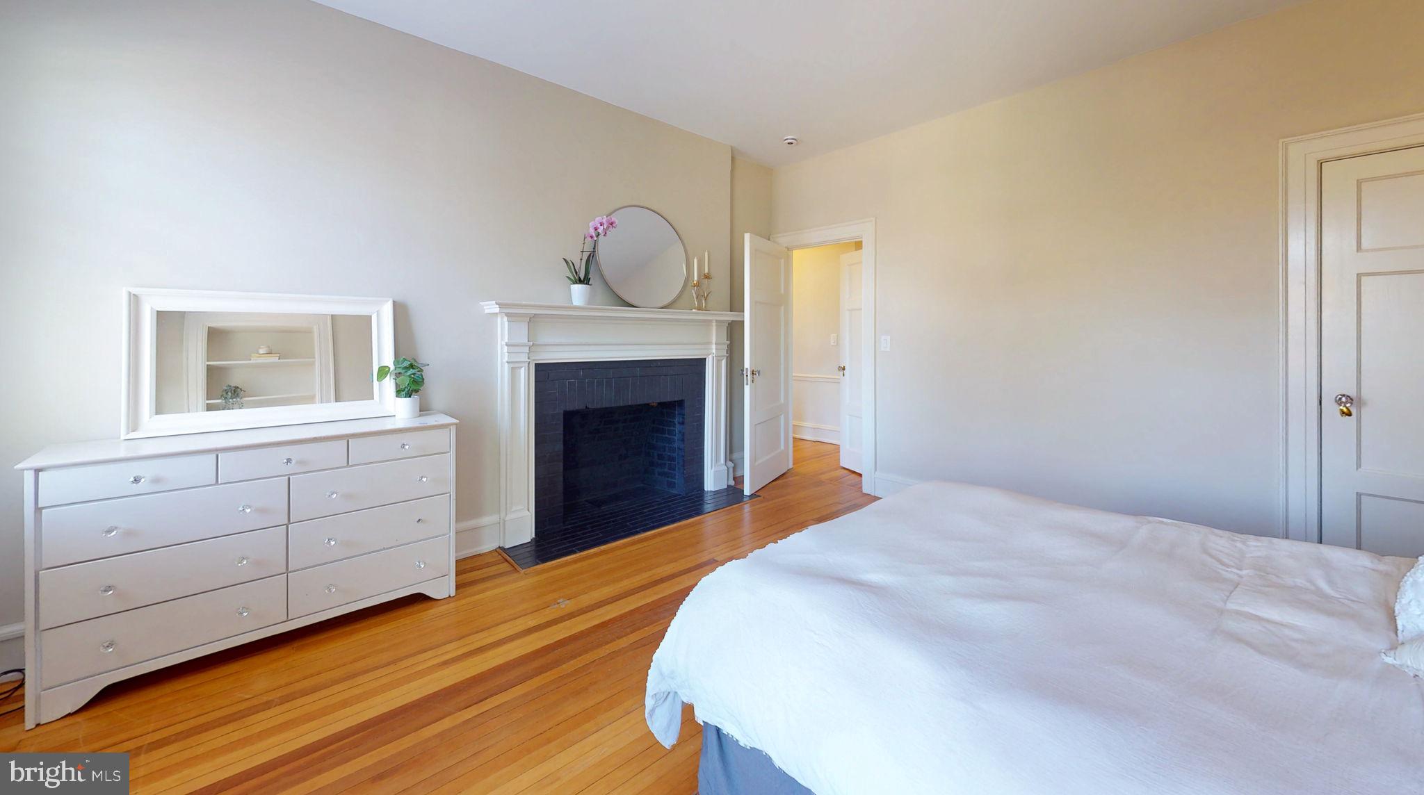 DOWNTOWN FREDERICKSBURG - Residential