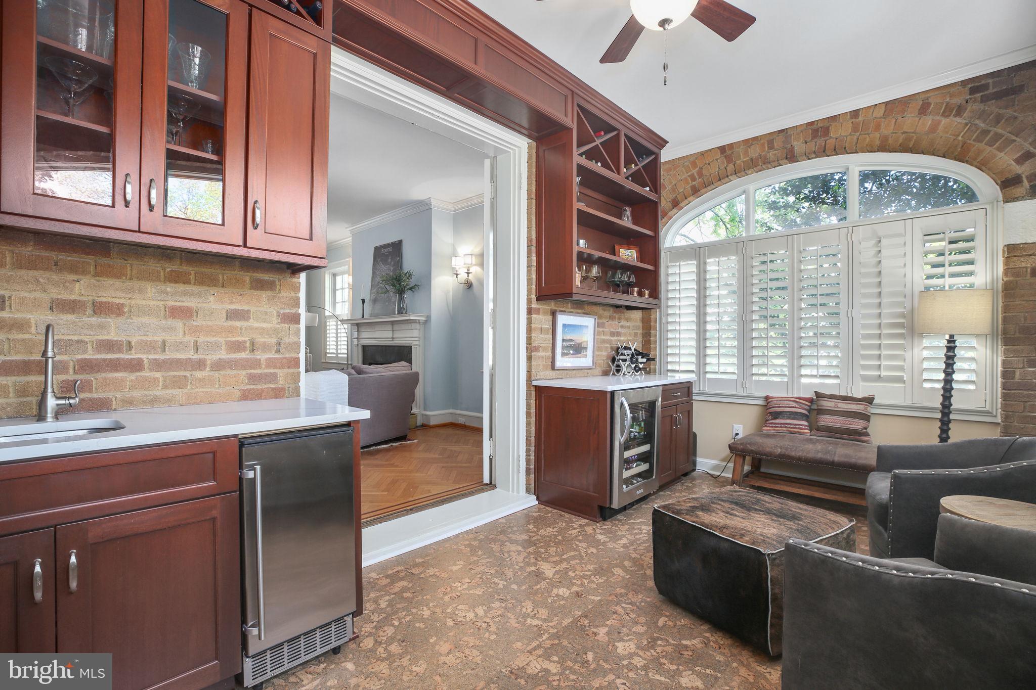 DOWNTOWN FREDERICKSBURG - Residential