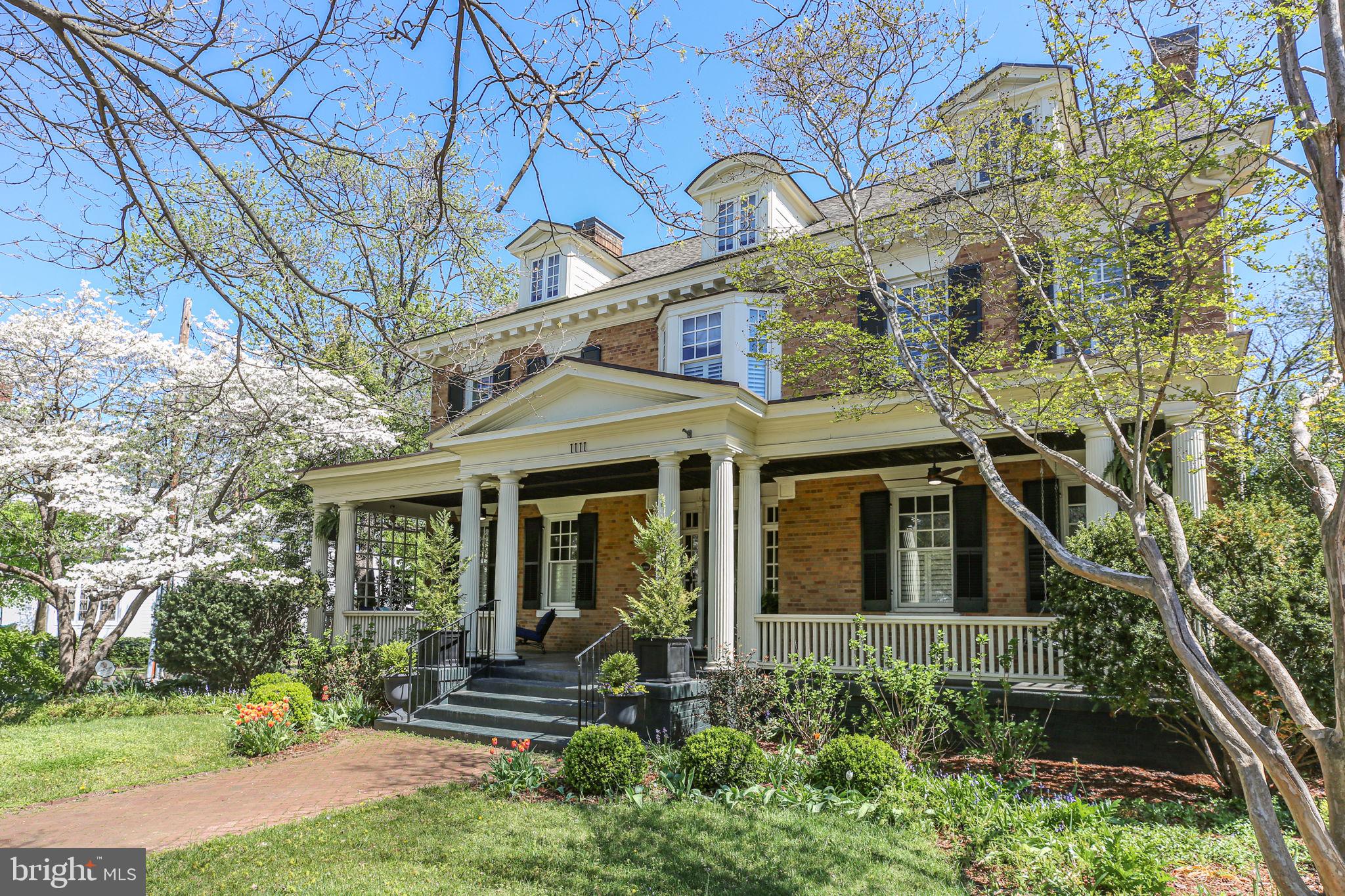 DOWNTOWN FREDERICKSBURG - Residential