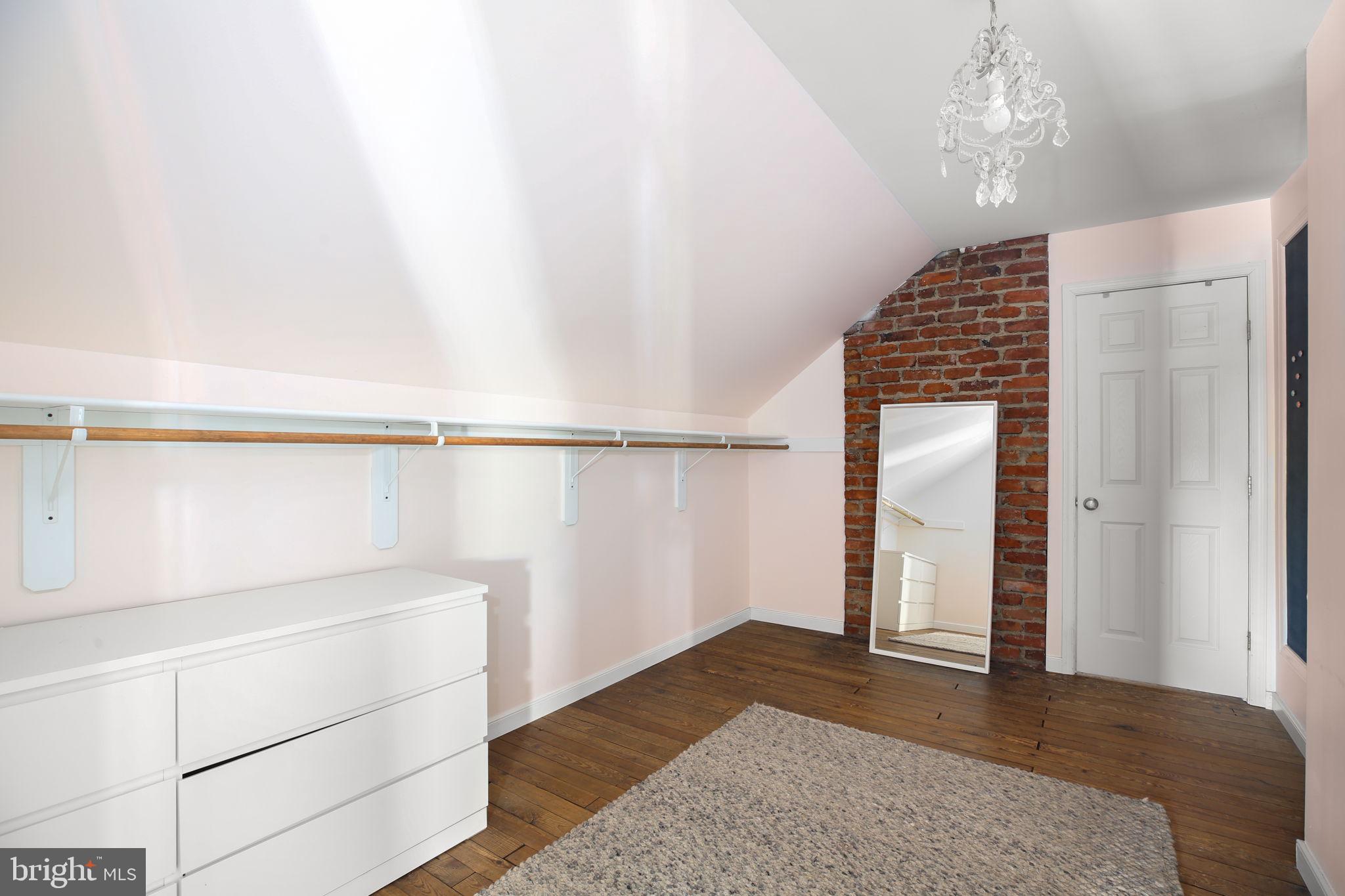 DOWNTOWN FREDERICKSBURG - Residential