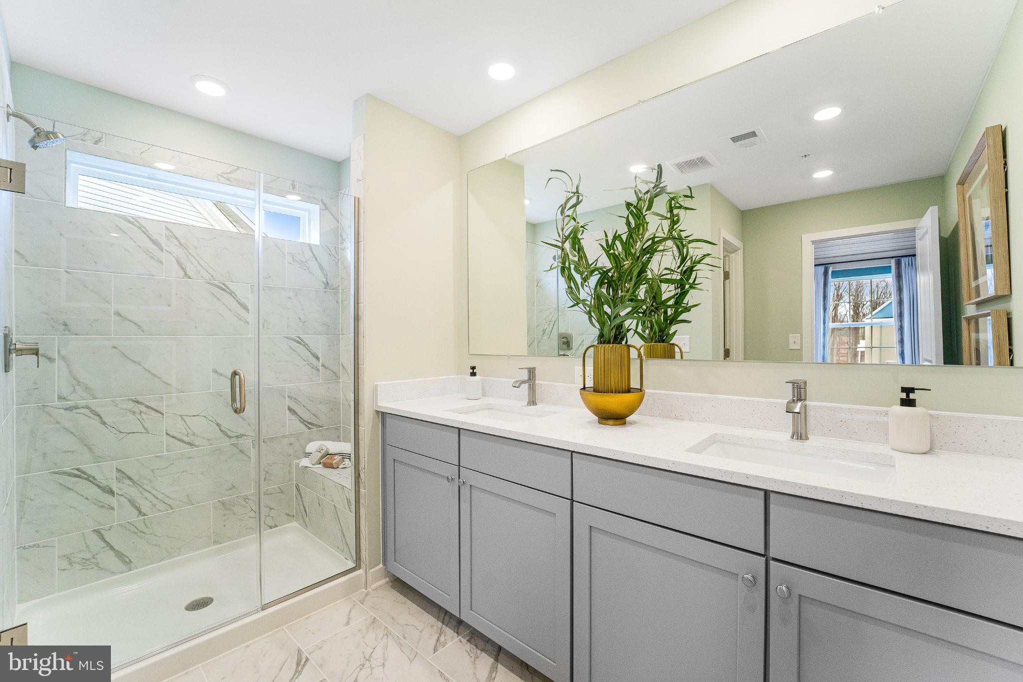 PIKESVILLE - Residential