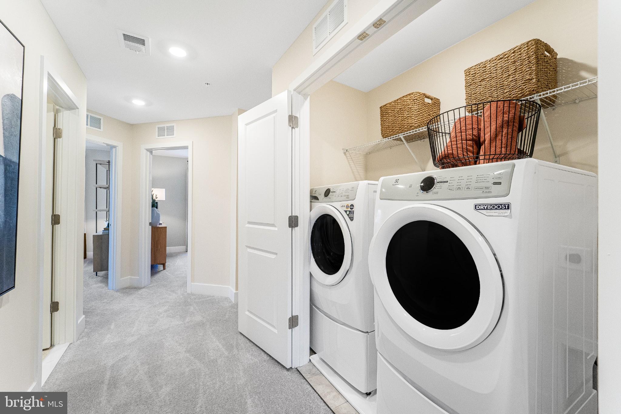 PIKESVILLE - Residential