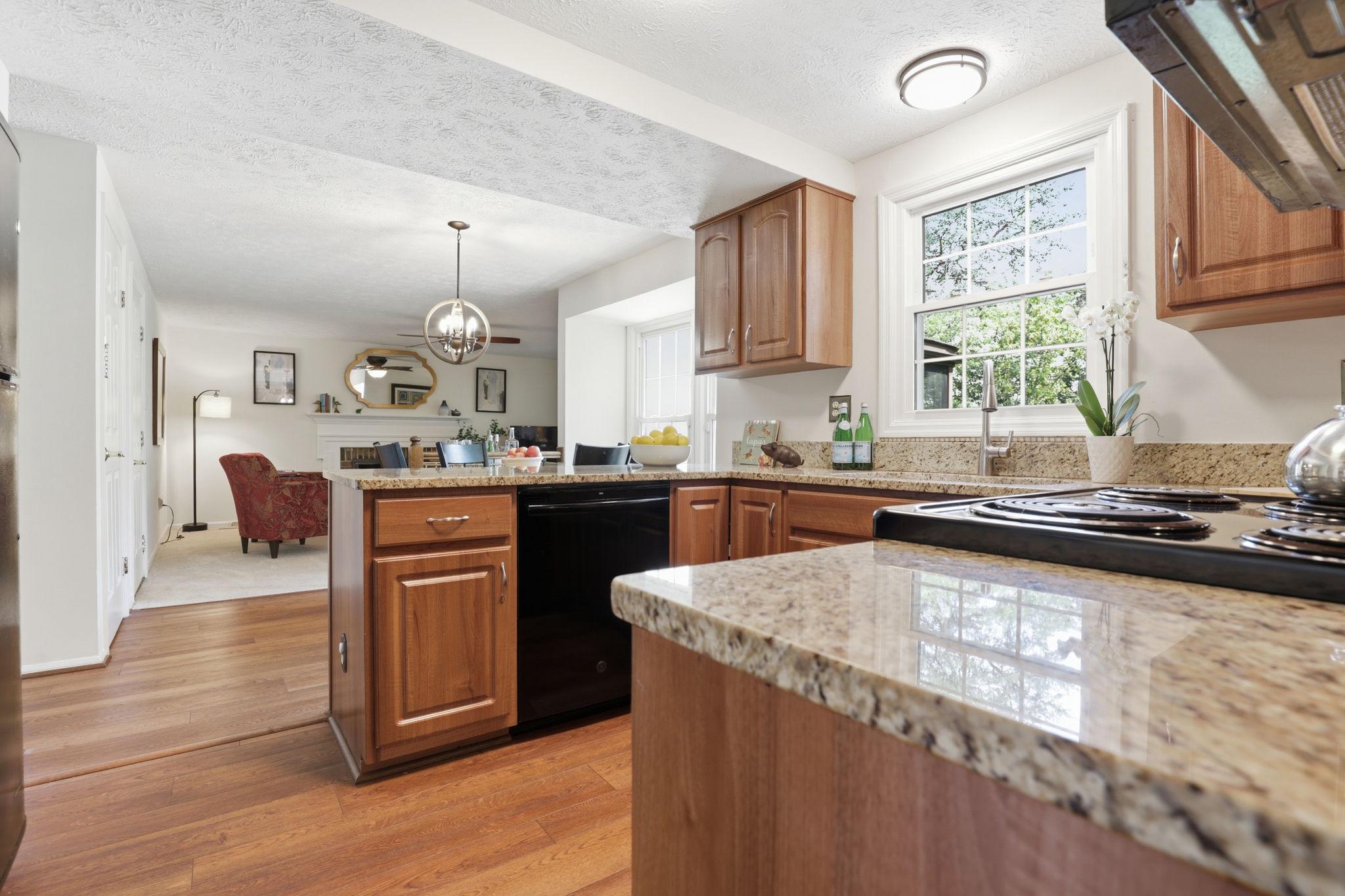 VALLEY STREAM ESTATES - Residential