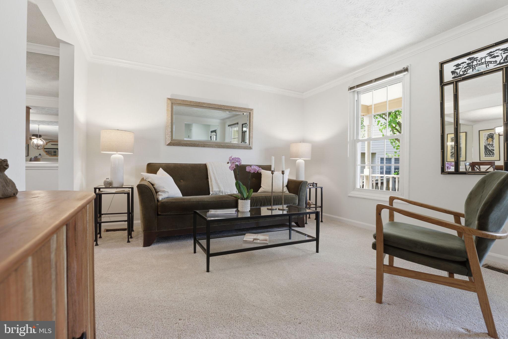 VALLEY STREAM ESTATES - Residential