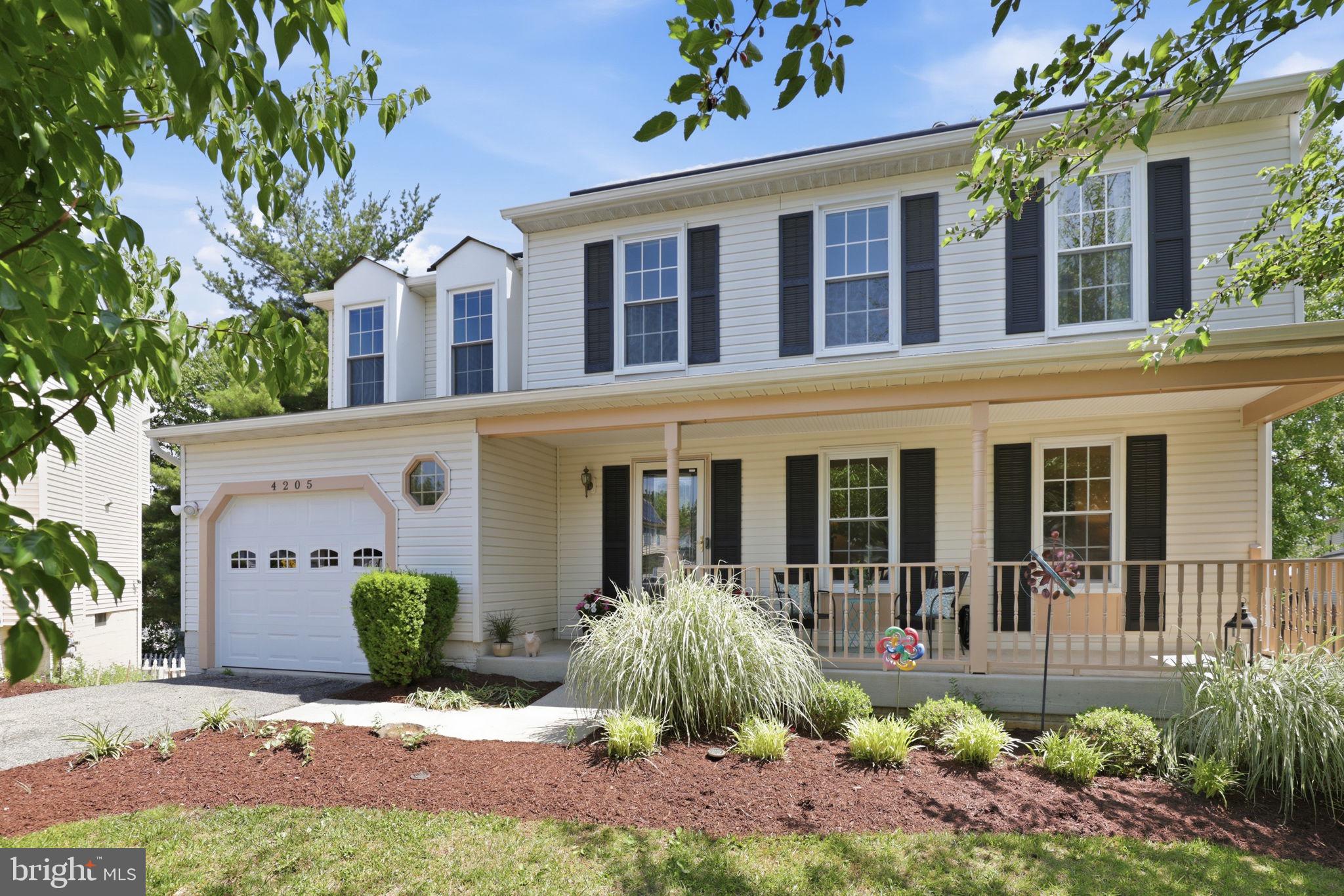 VALLEY STREAM ESTATES - Residential