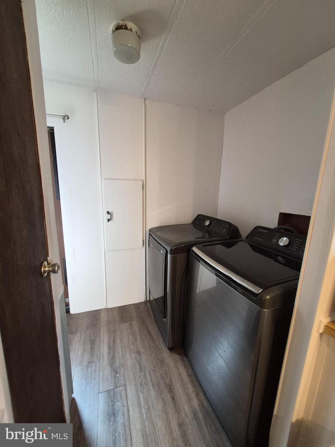 PENNWOOD CROSSING - Residential