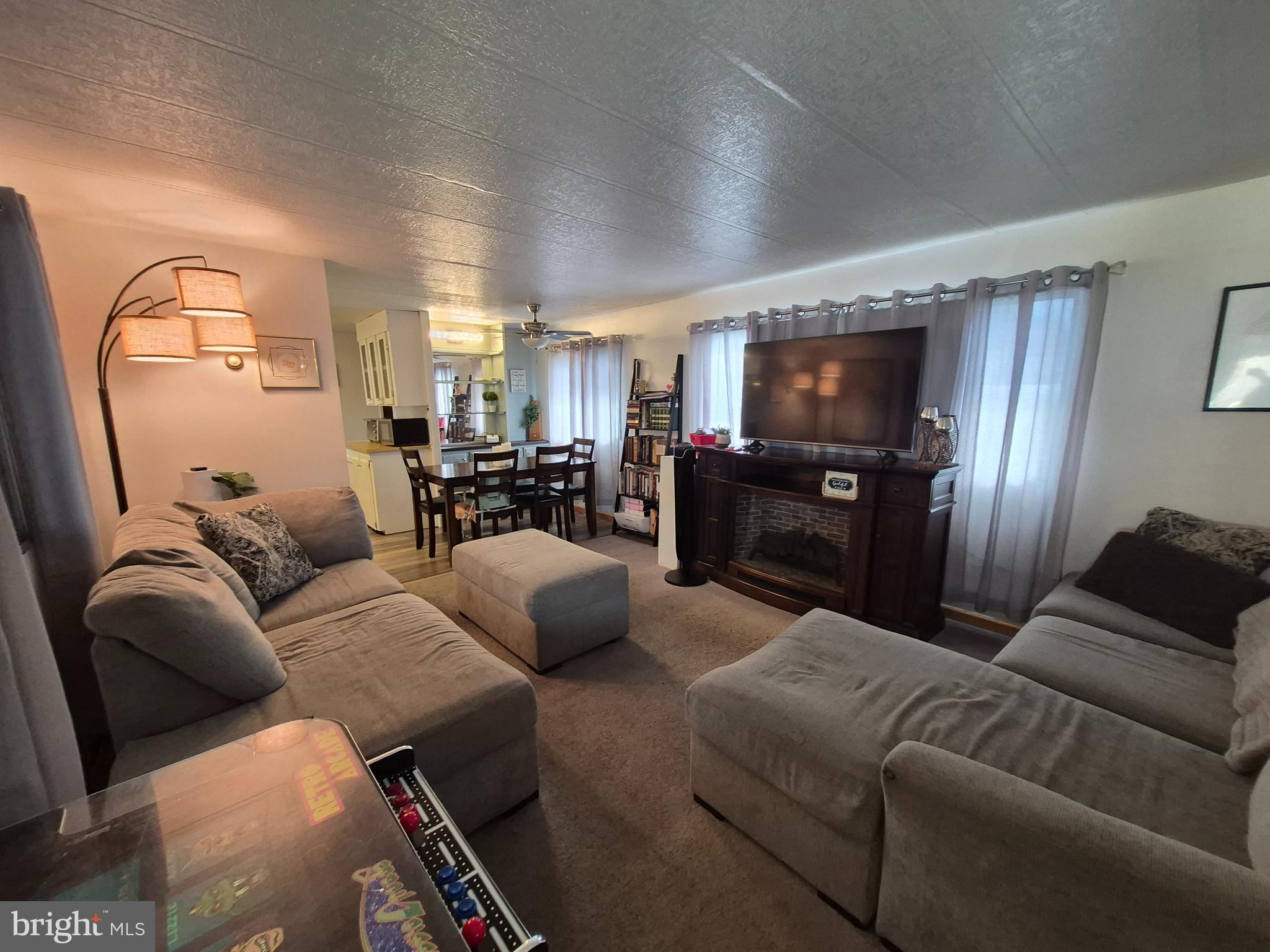 PENNWOOD CROSSING - Residential