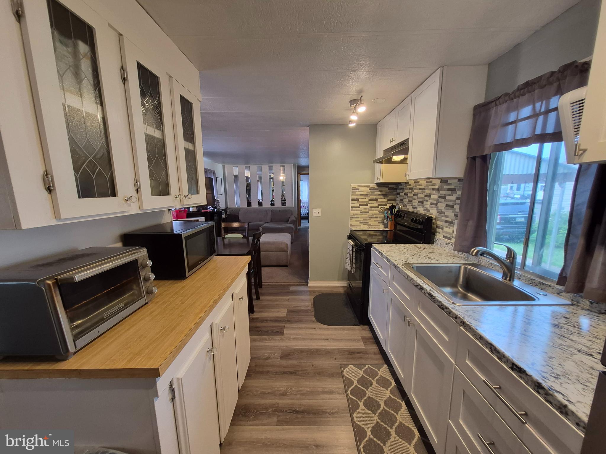 PENNWOOD CROSSING - Residential