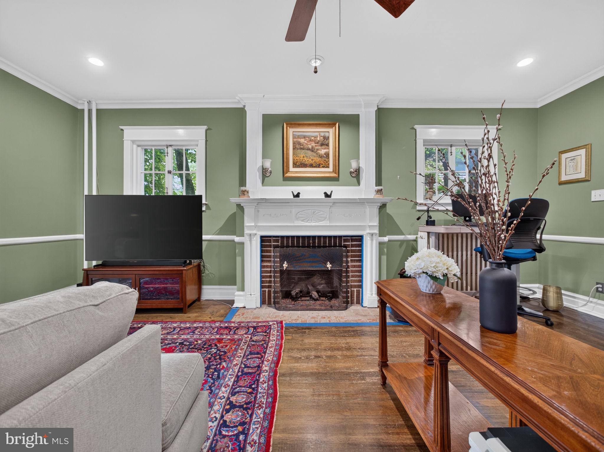 COLLEGE HEIGHTS - Residential