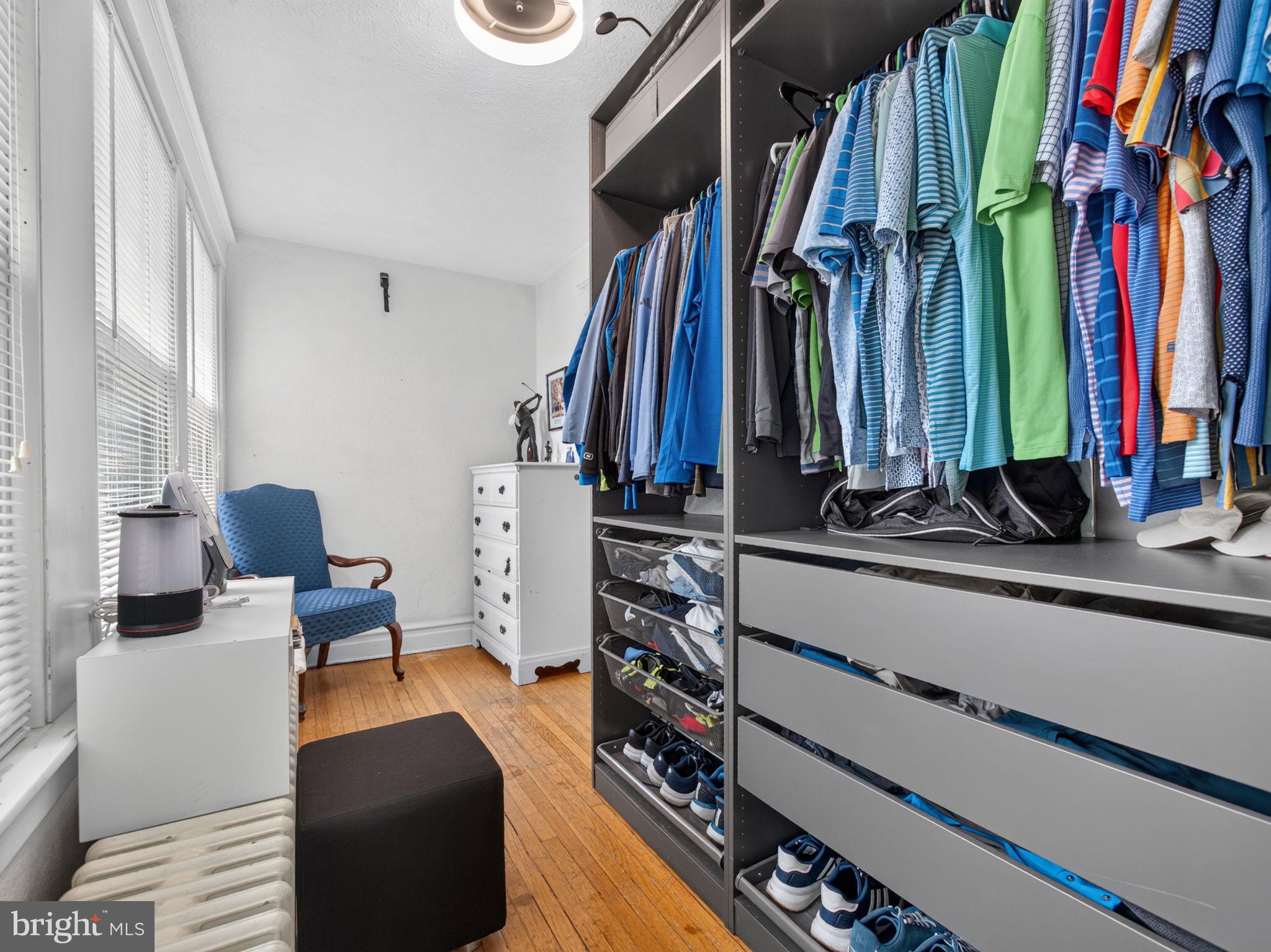 COLLEGE HEIGHTS - Residential