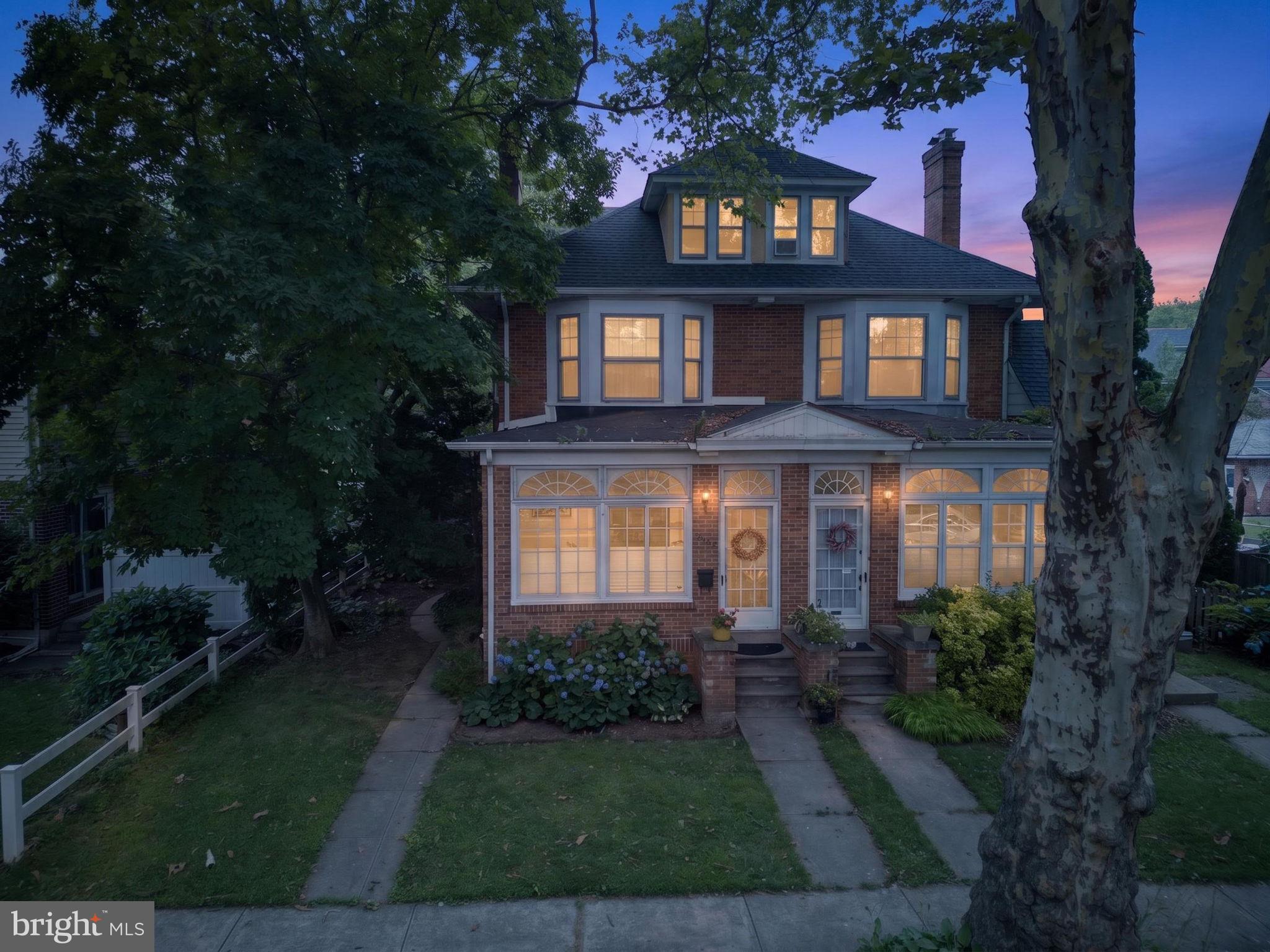 COLLEGE HEIGHTS - Residential