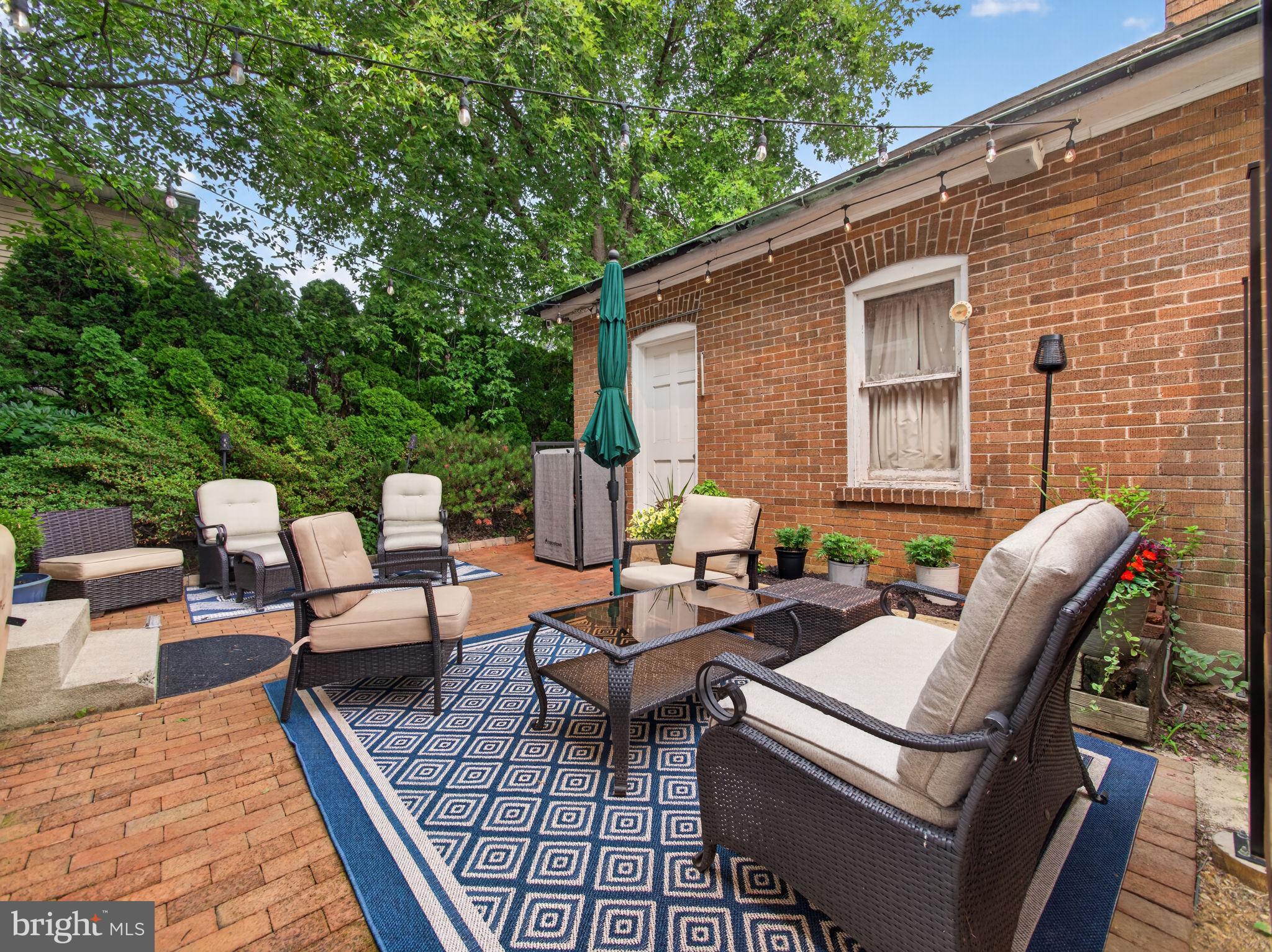 COLLEGE HEIGHTS - Residential
