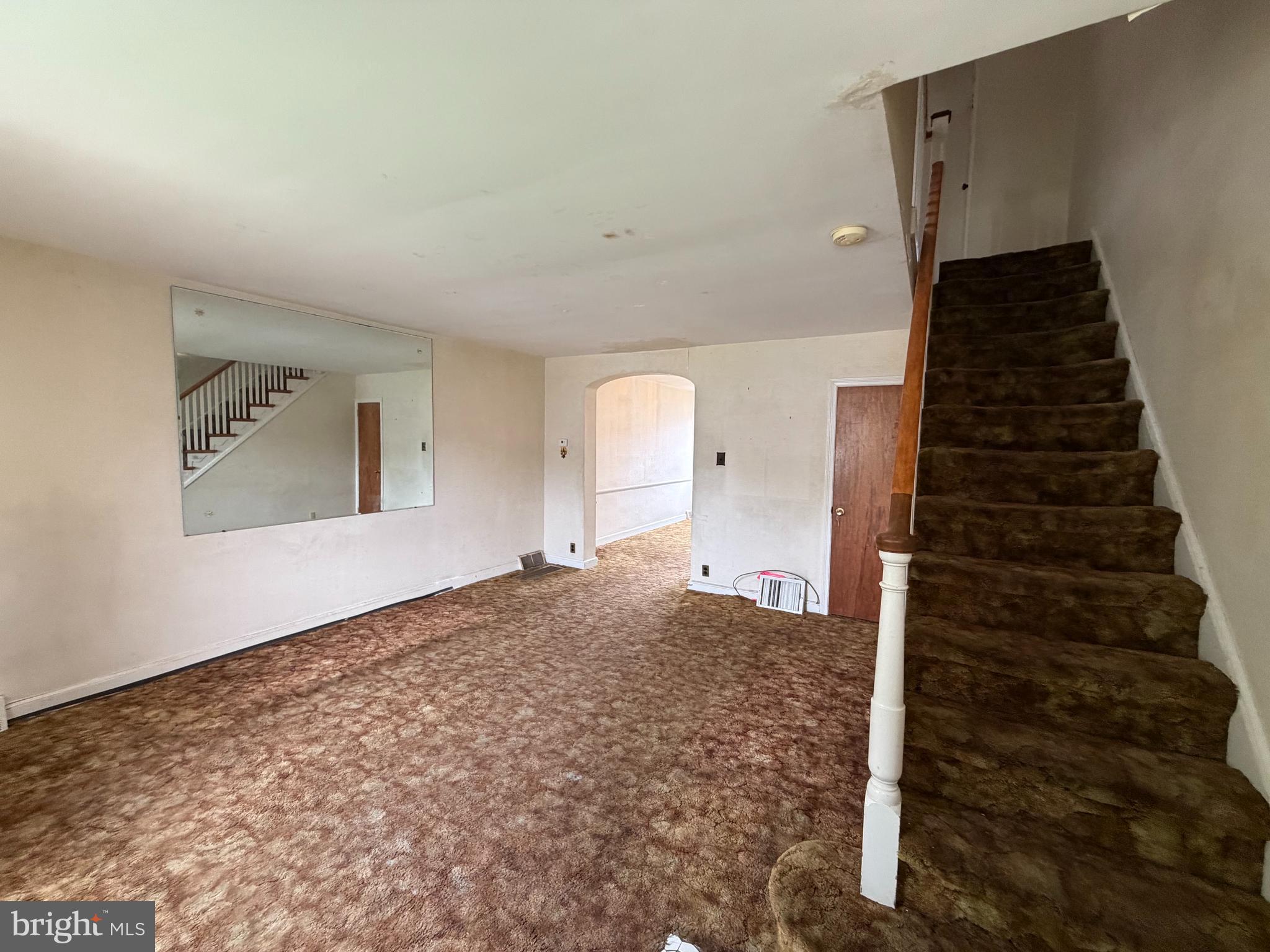 MAYFAIR (WEST) - Residential