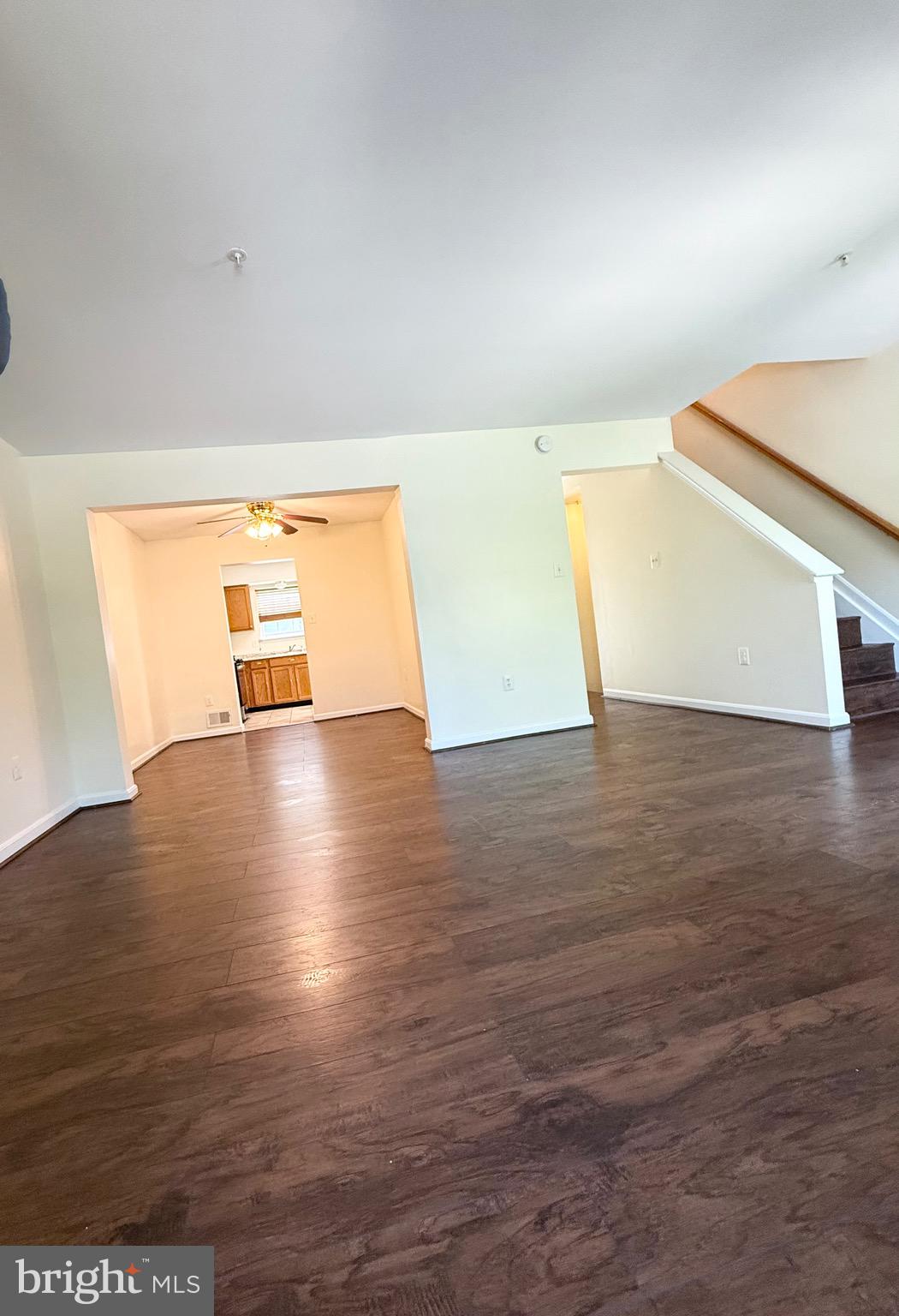 CRISPIN WOODS - Residential Lease