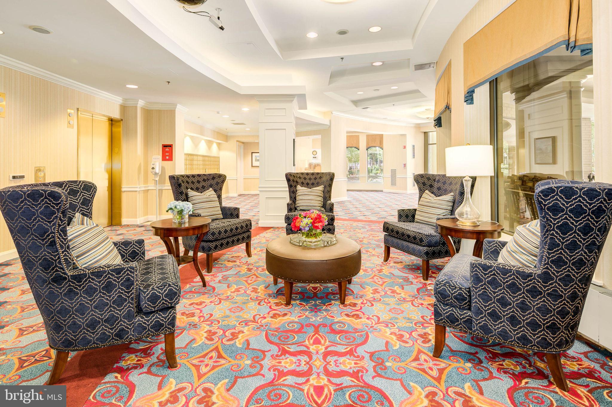 THE JEFFERSON - SUNRISE SENIOR LIVING - Residential