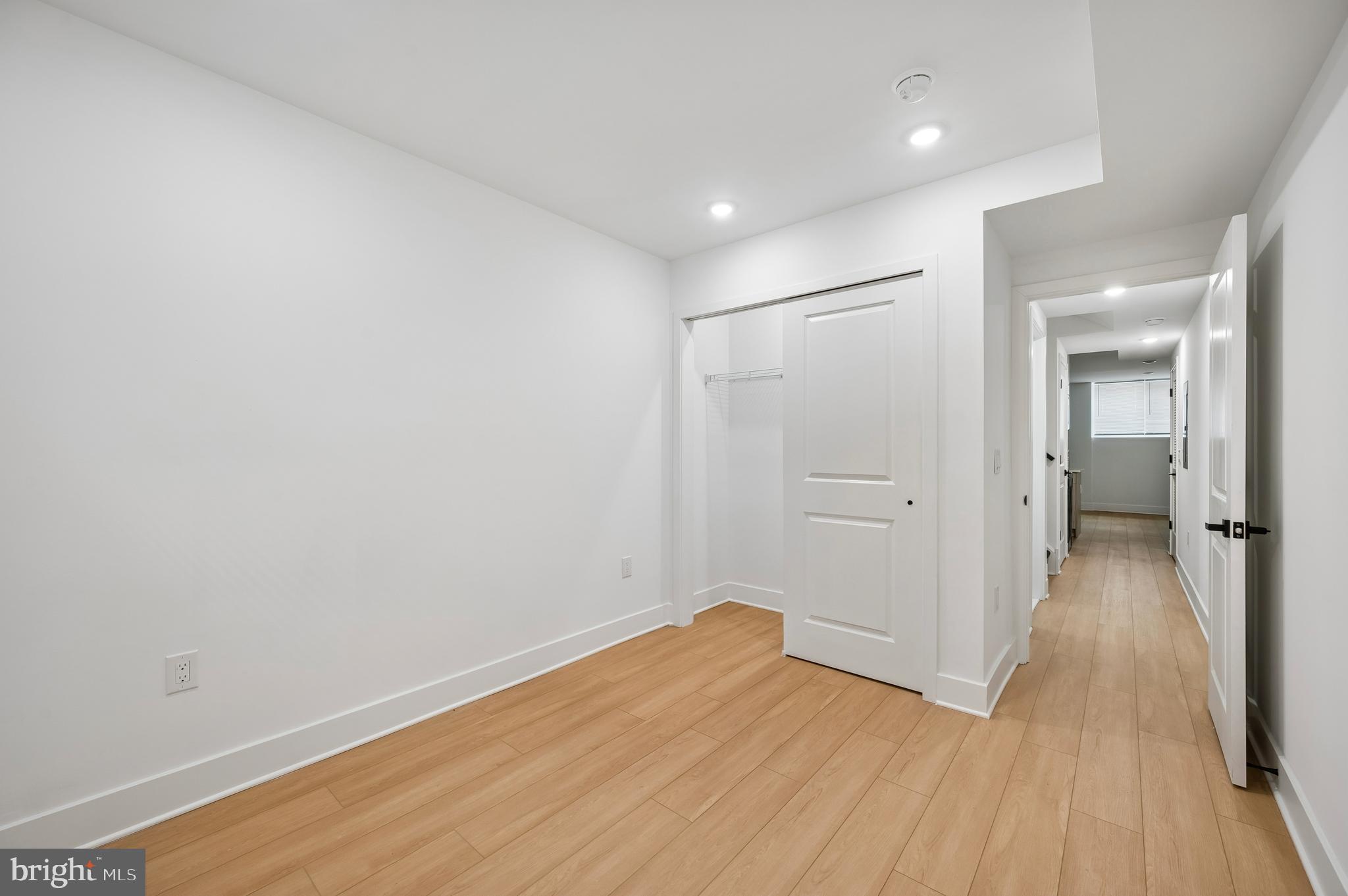 MANTUA - Residential