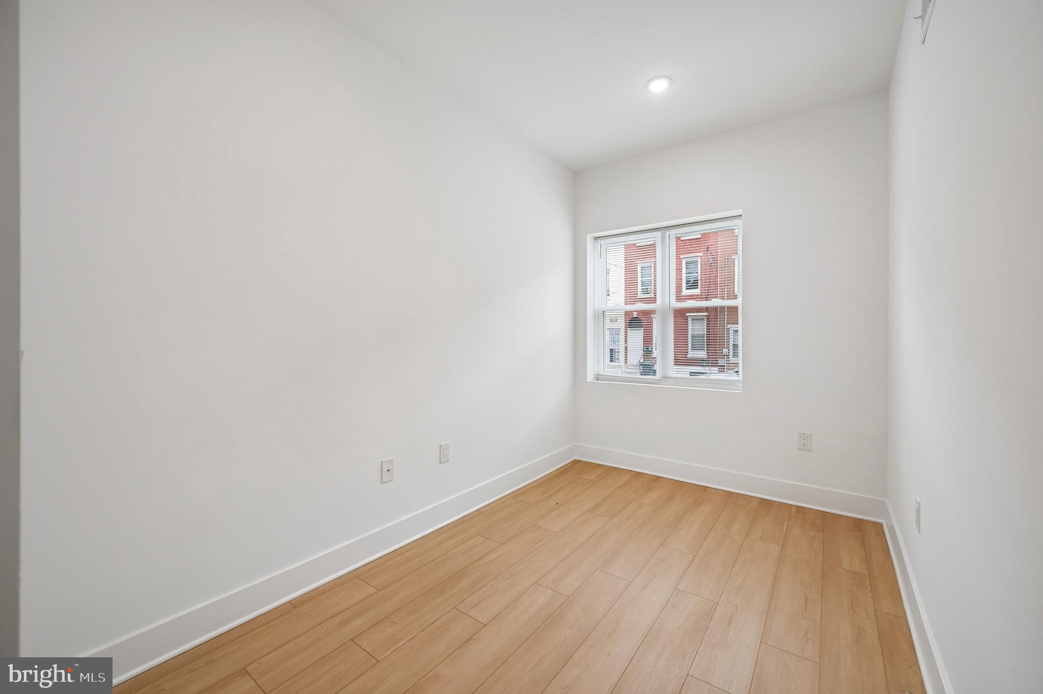 MANTUA - Residential