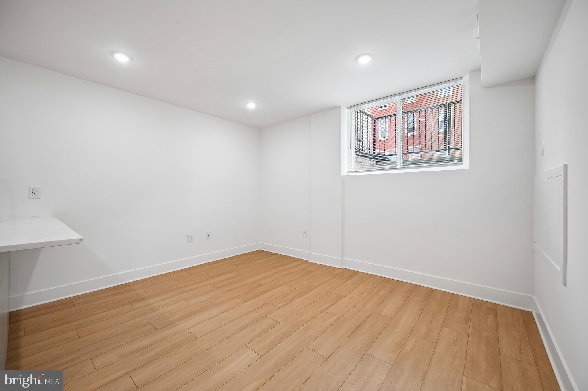MANTUA - Residential