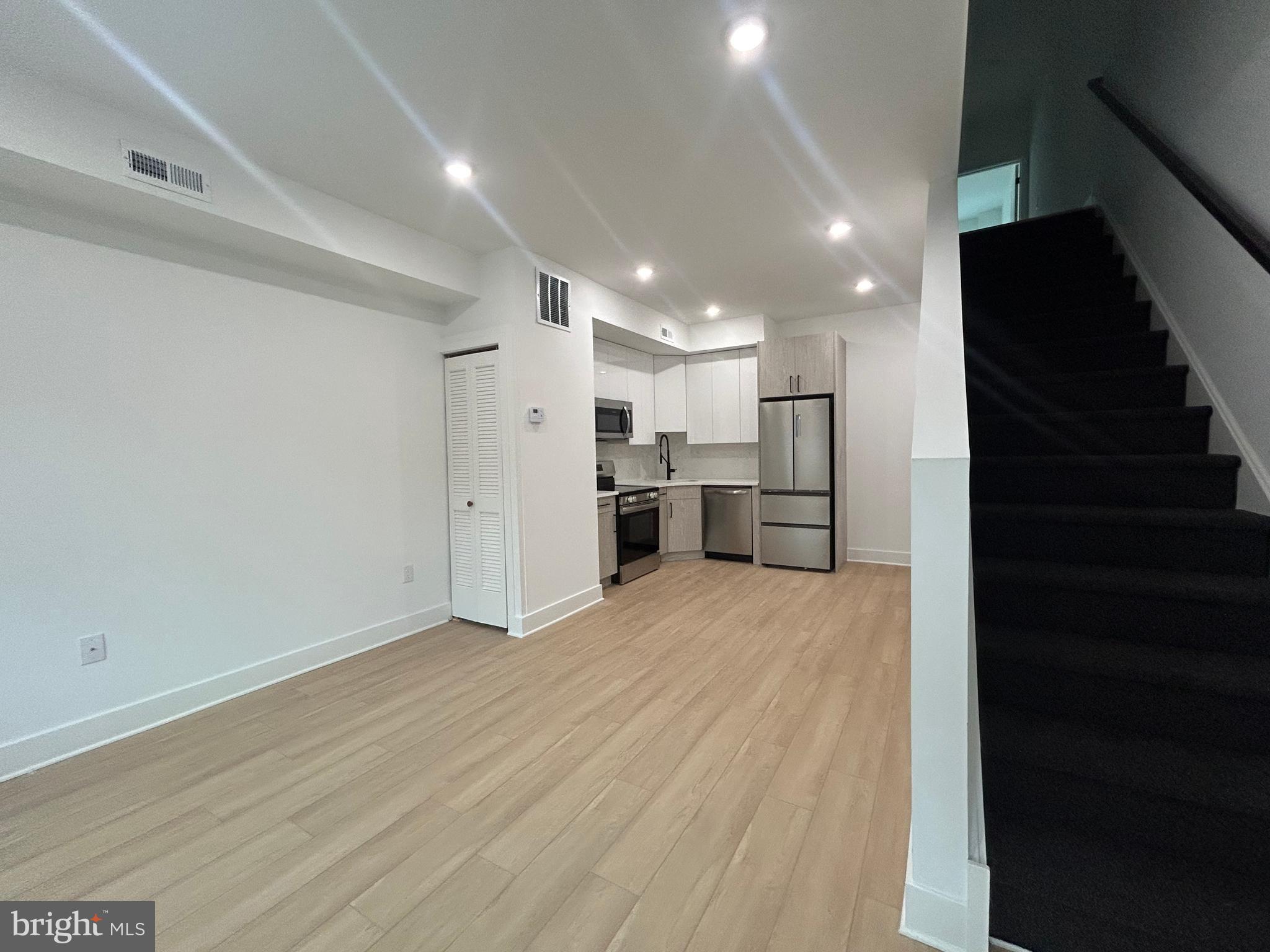 MANTUA - Residential