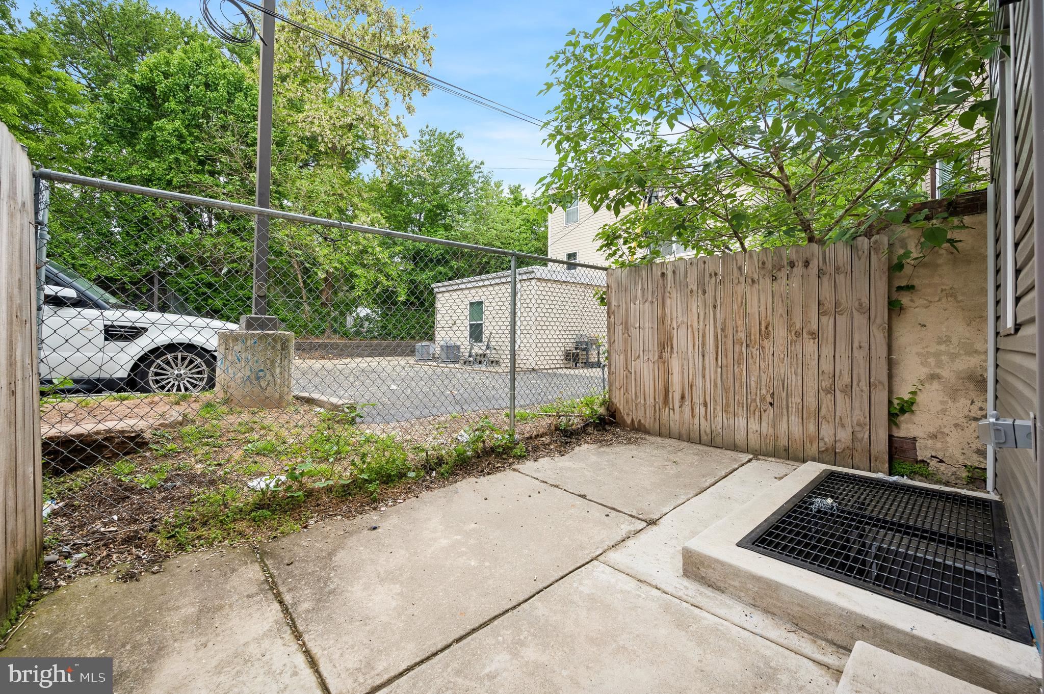 MANTUA - Residential