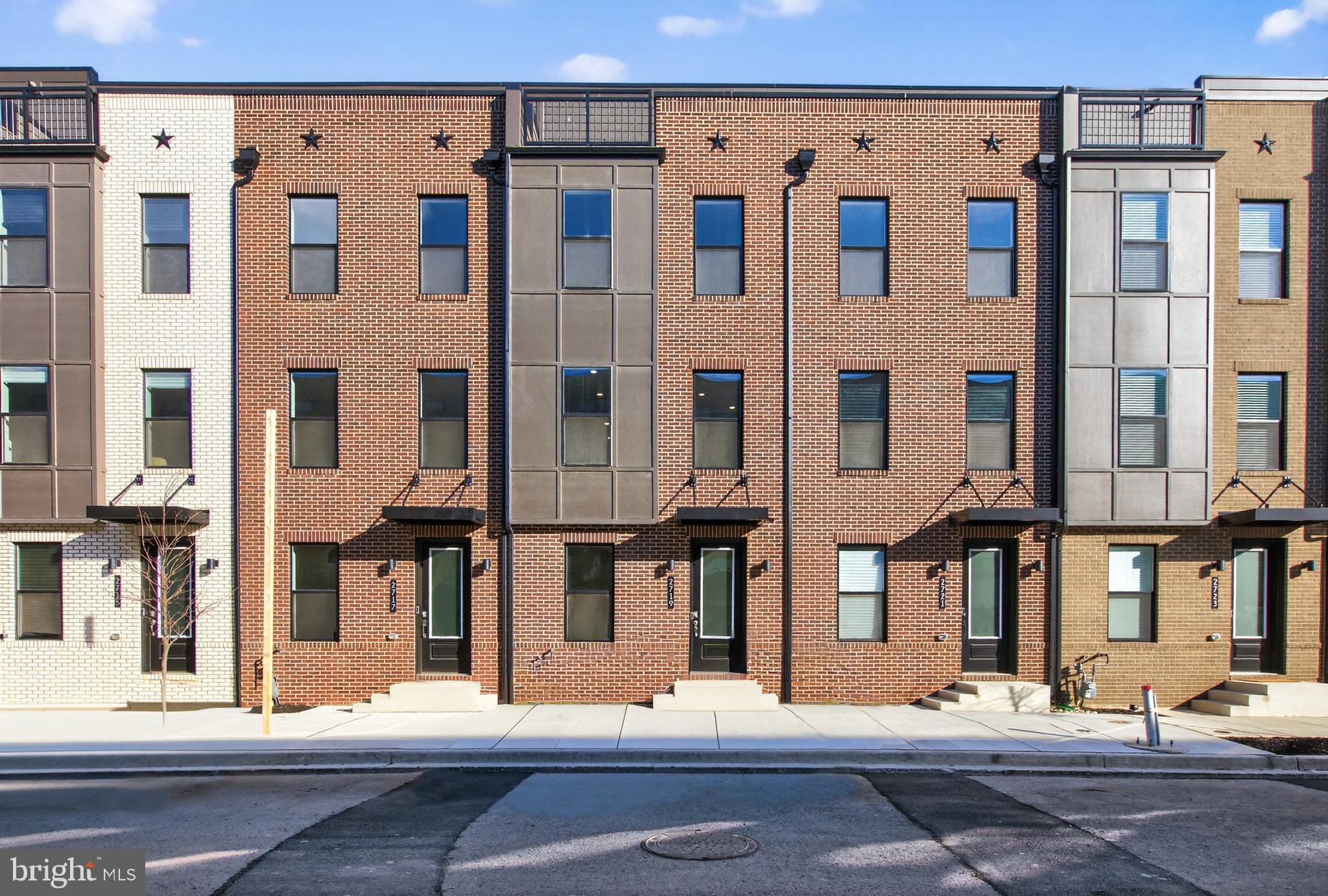 LOCKE LANDING - Residential