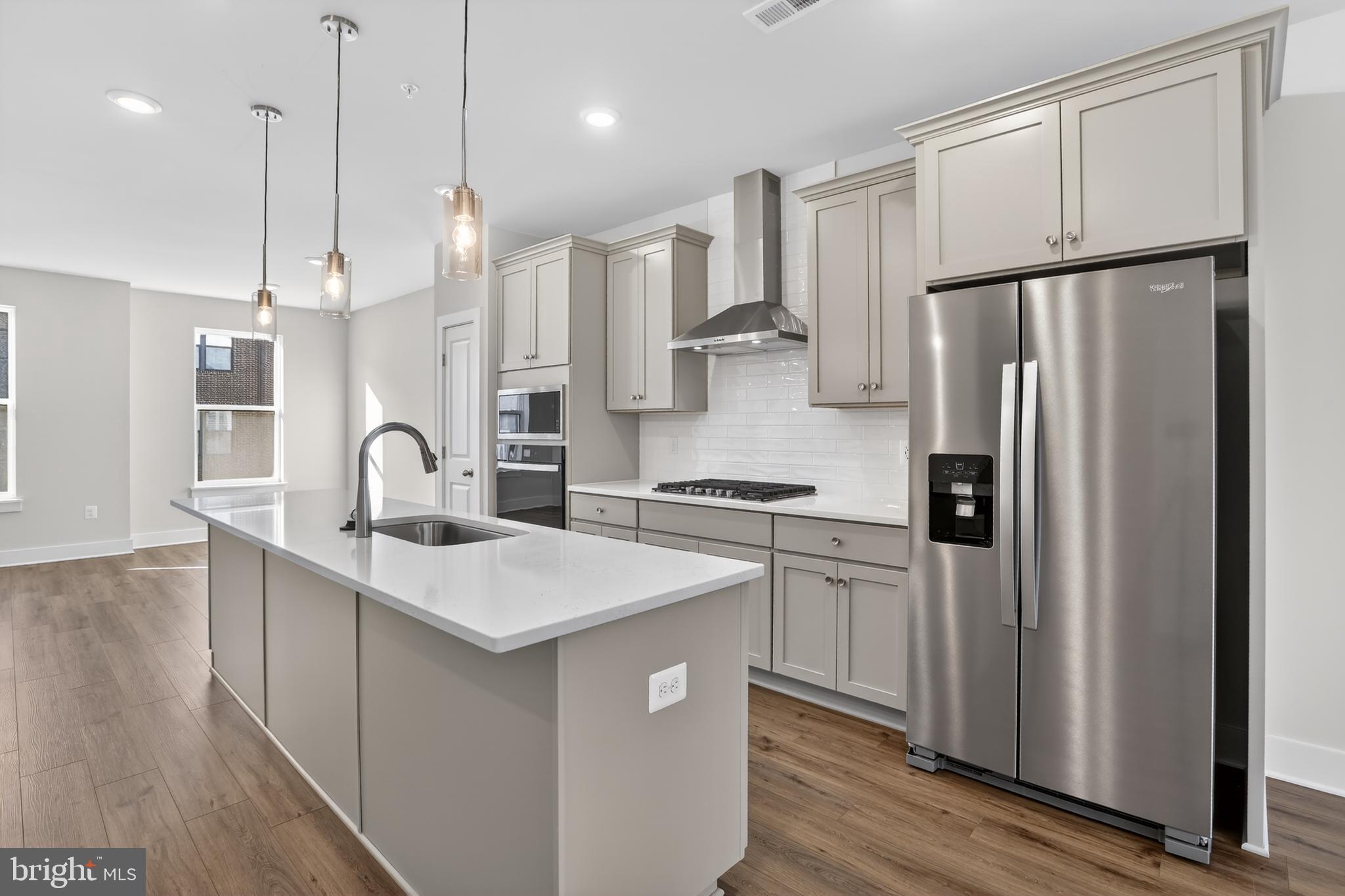 LOCKE LANDING - Residential