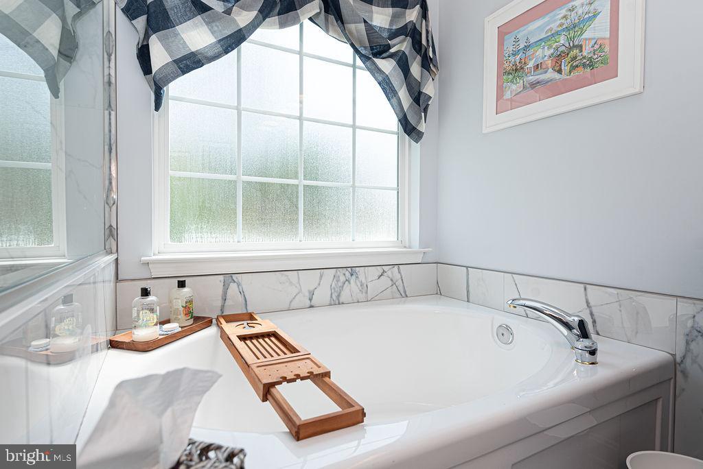 OCEAN PINES - THE PARKE - Residential