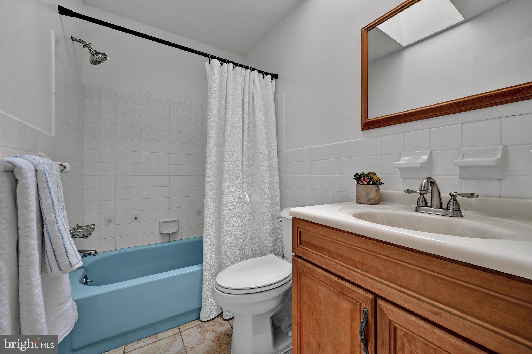 BEAVER RUN KNOLL - Residential