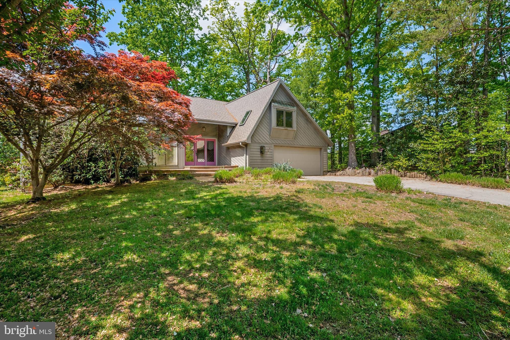 BROADVIEW ESTATES - Residential