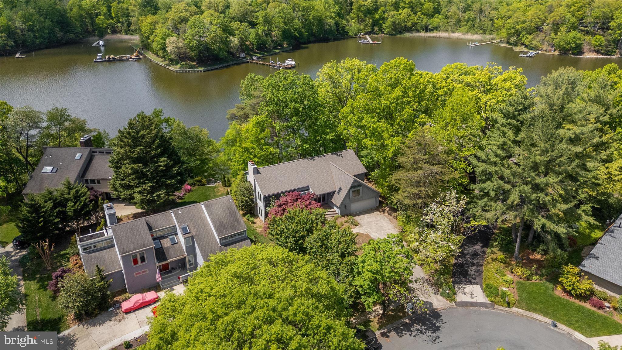 BROADVIEW ESTATES - Residential