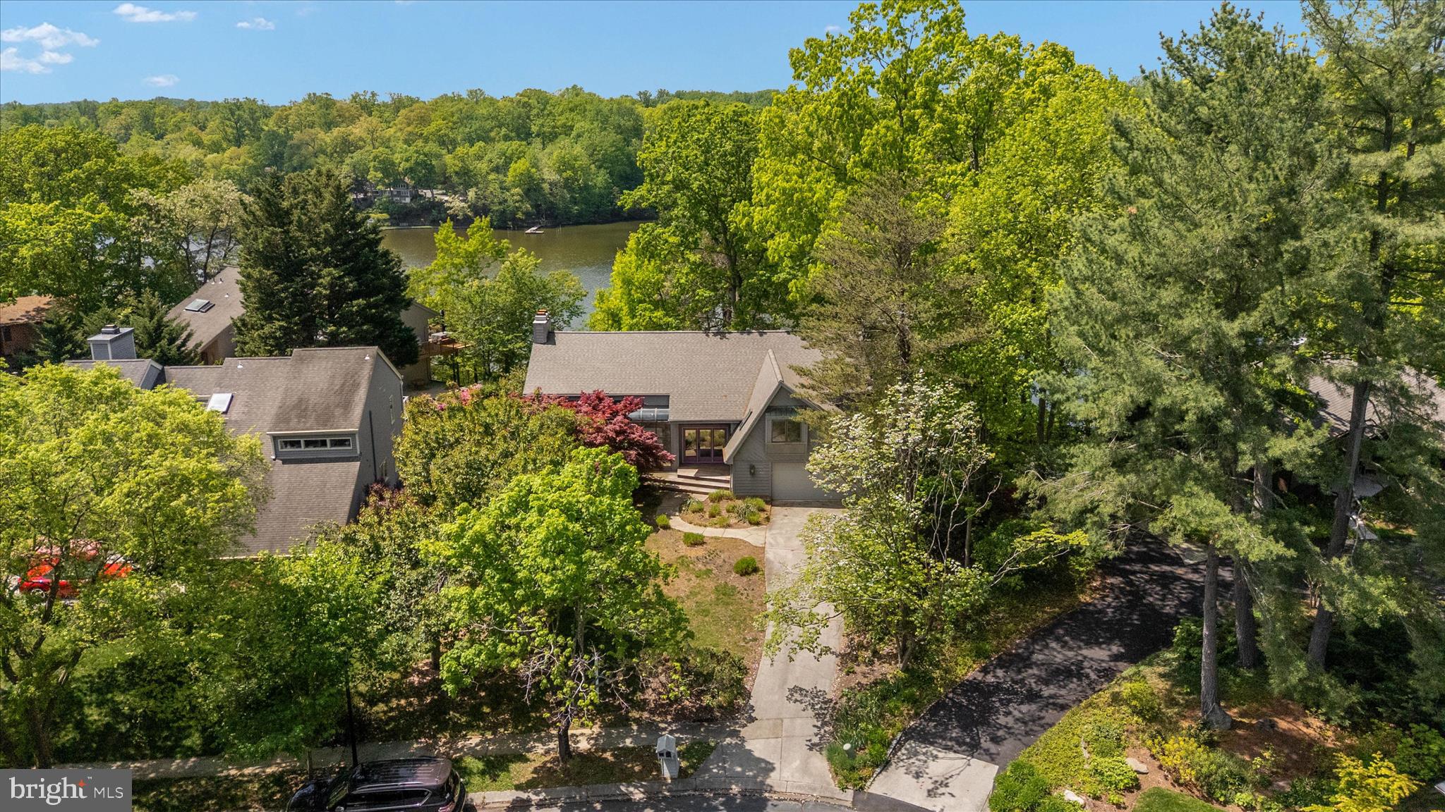 BROADVIEW ESTATES - Residential