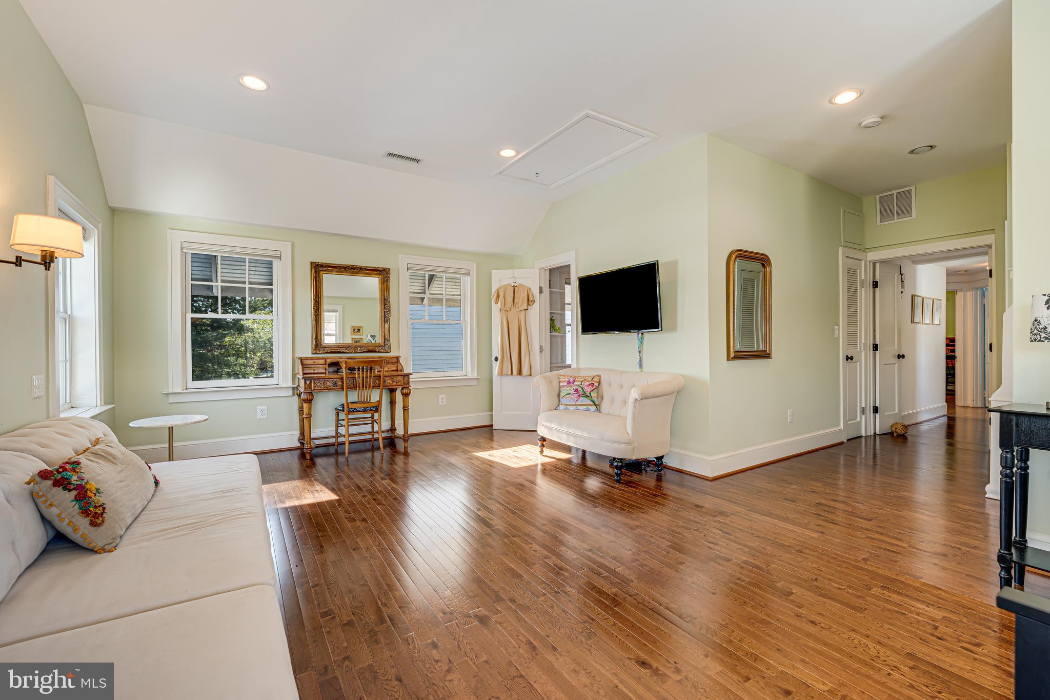 CHERRYDALE - Residential