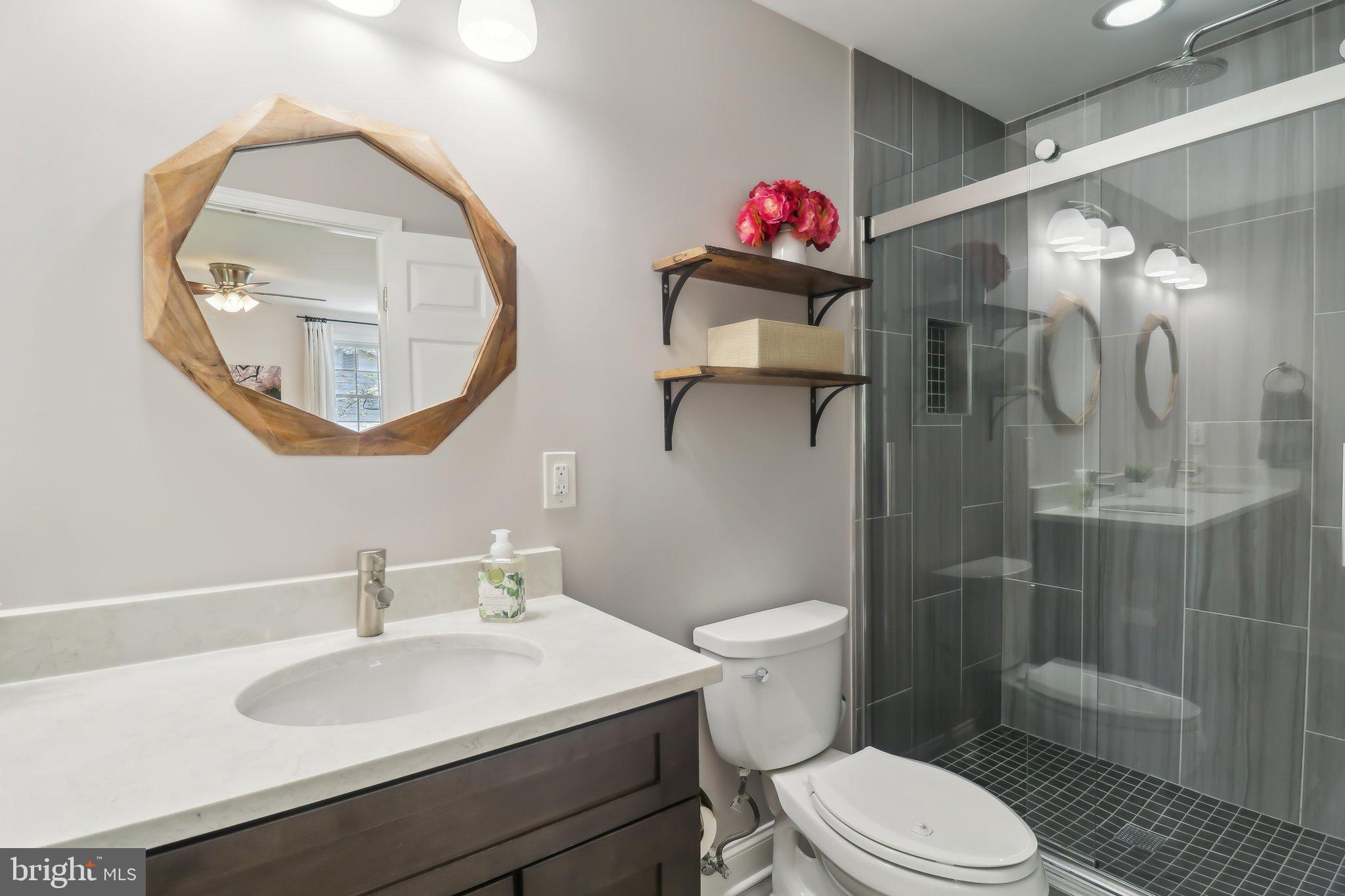 FOXSTONE - Residential