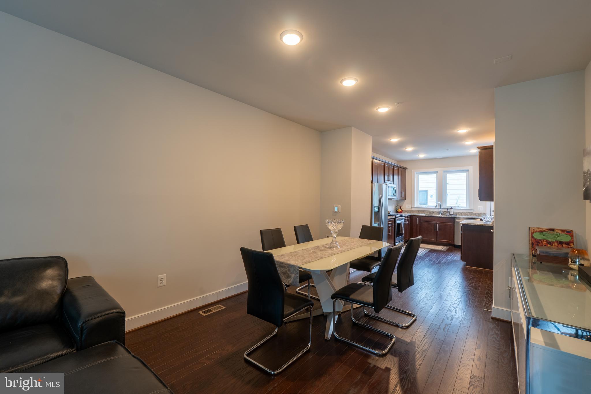 KING FARM IRVINGTON - Residential Lease