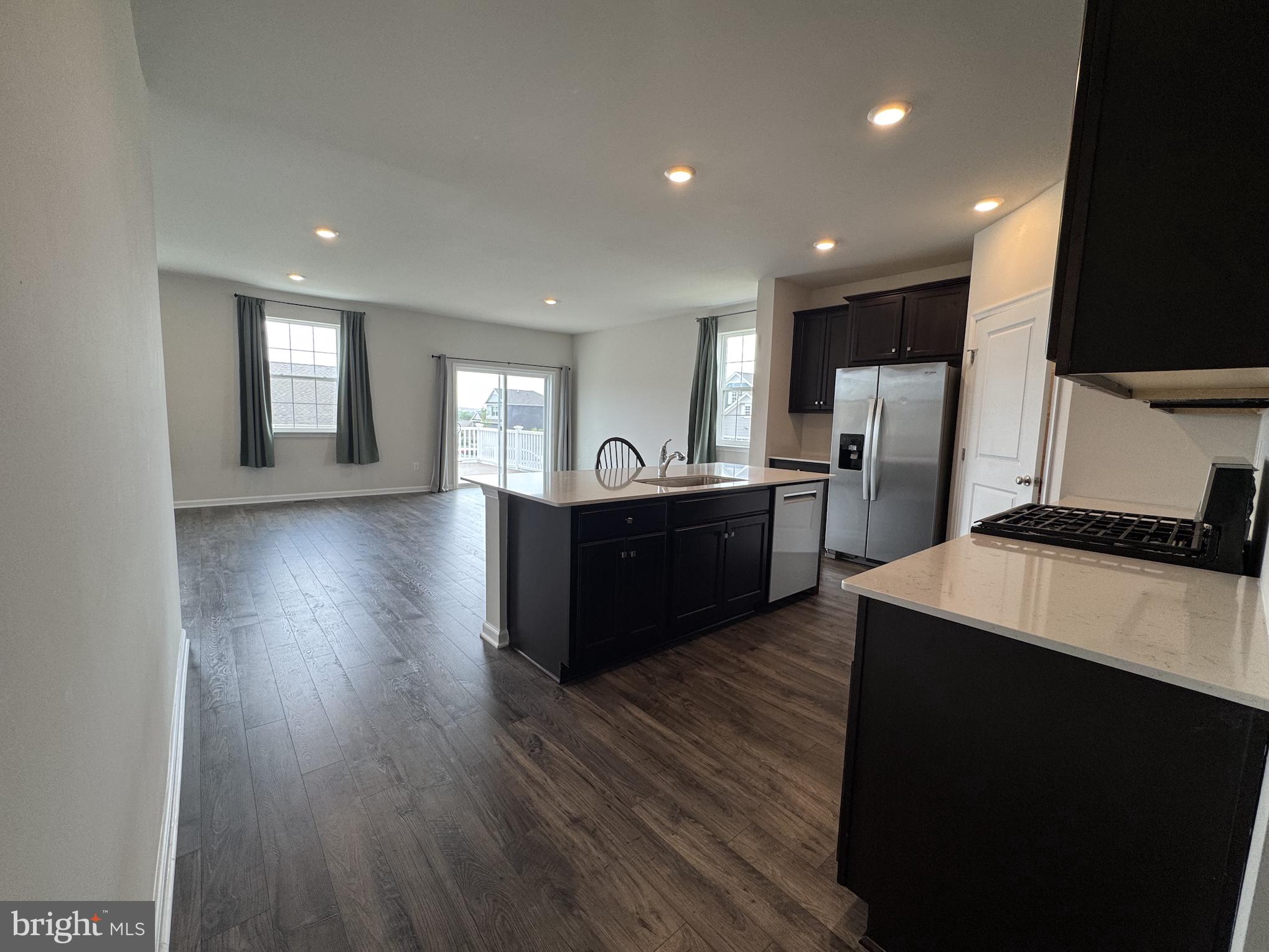 POTTSGROVE HUNT - Residential
