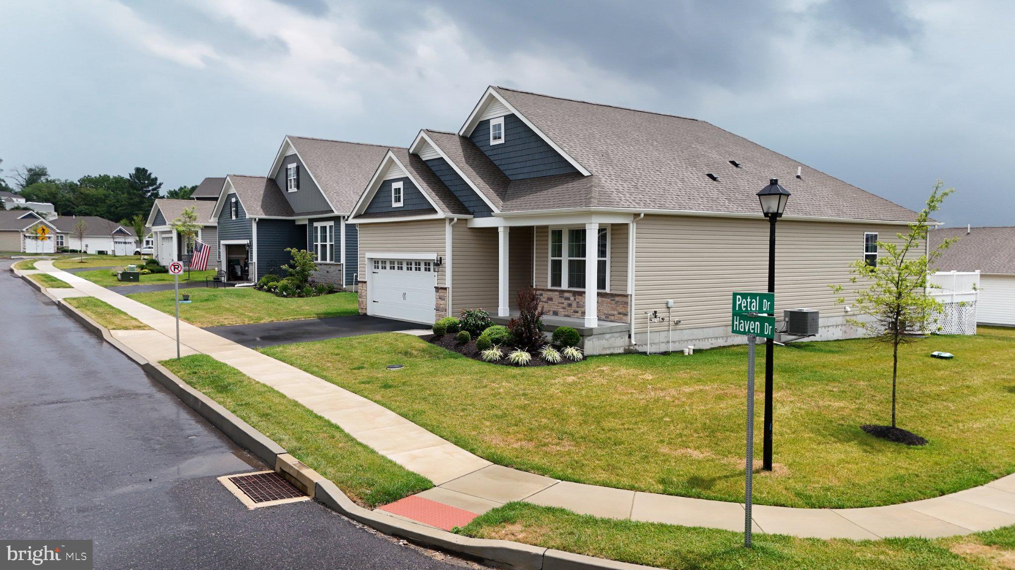 POTTSGROVE HUNT - Residential