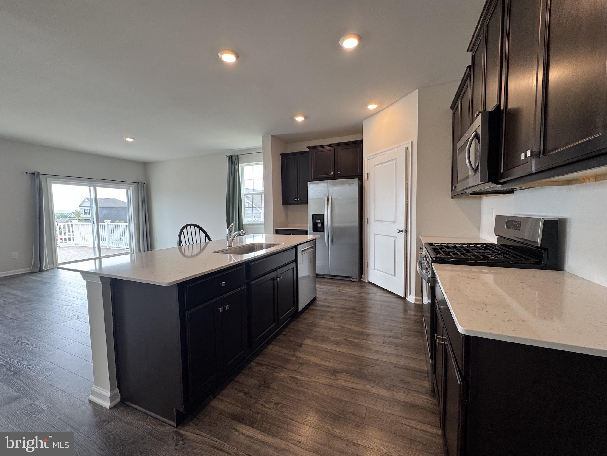 POTTSGROVE HUNT - Residential