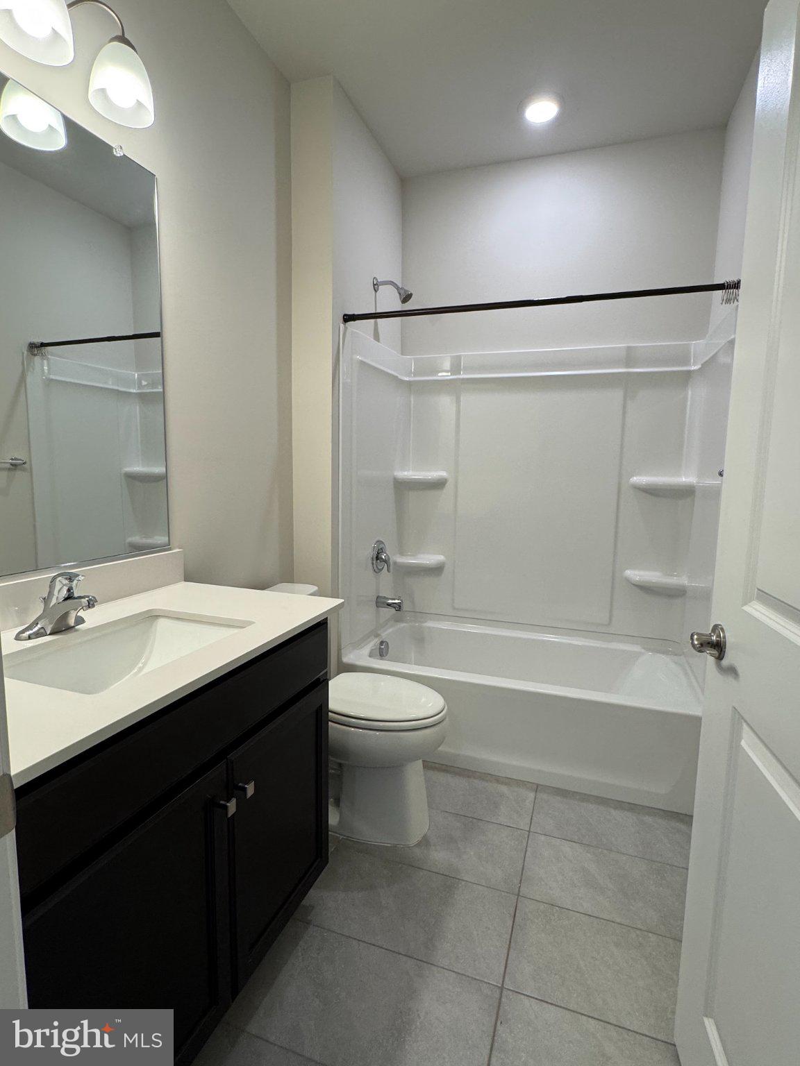 POTTSGROVE HUNT - Residential