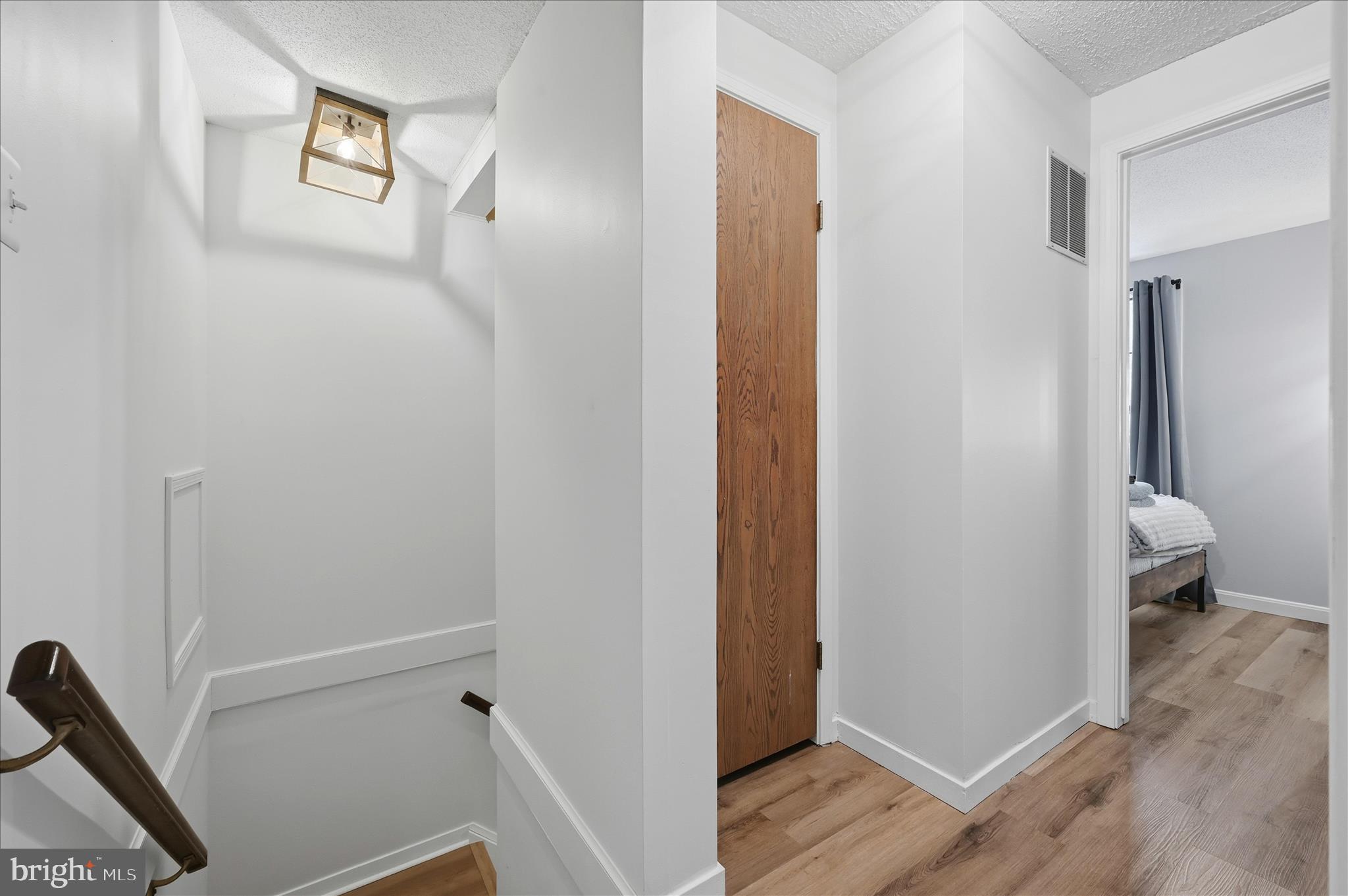LAKEVIEW - Residential