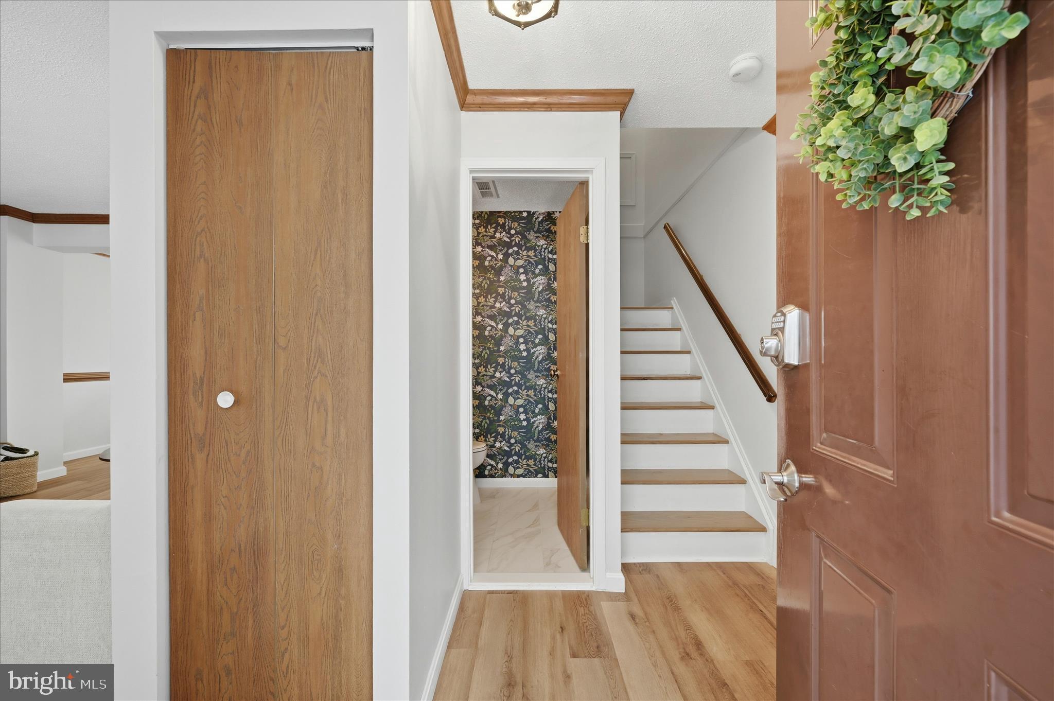 LAKEVIEW - Residential