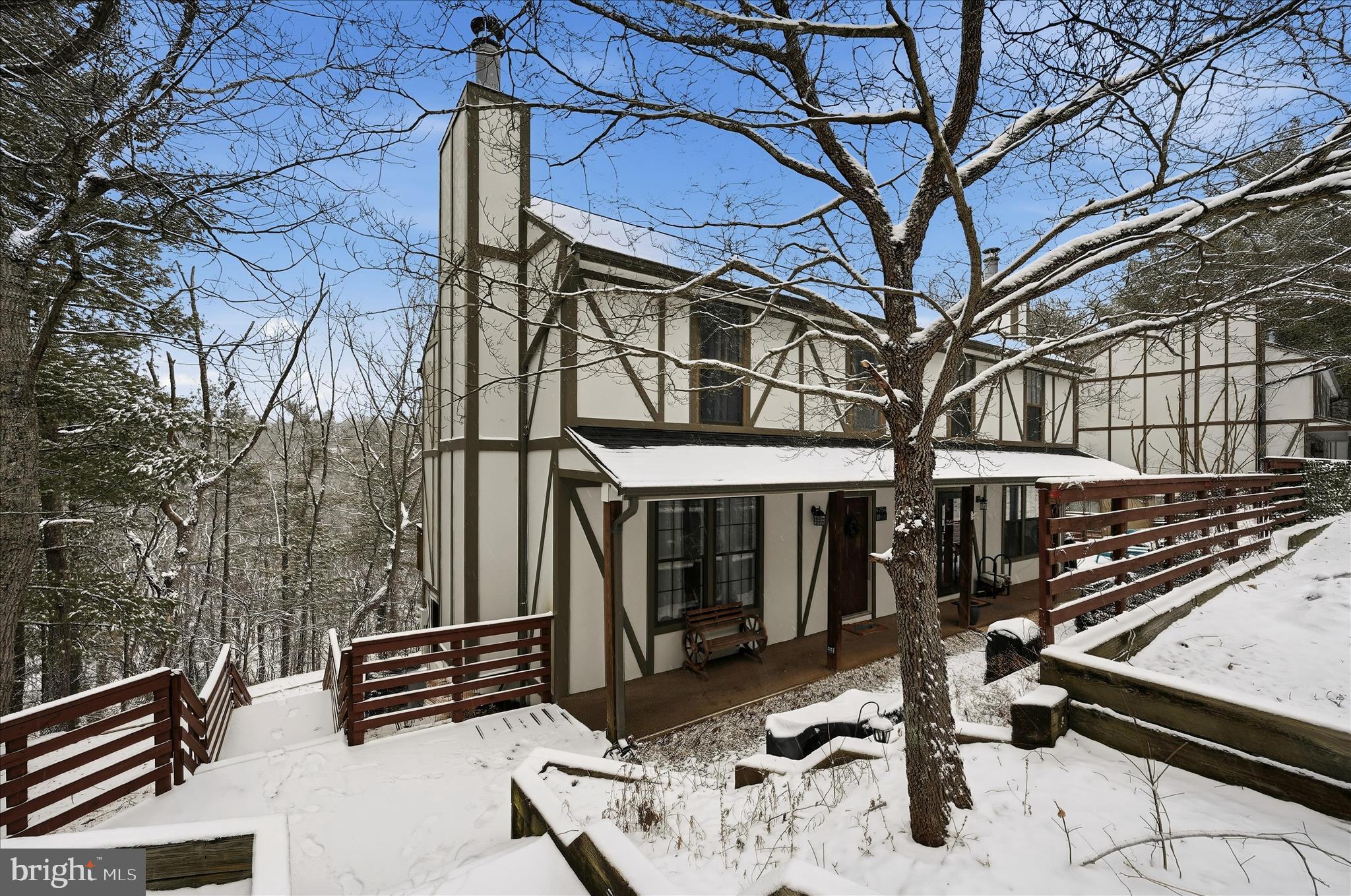 LAKEVIEW - Residential