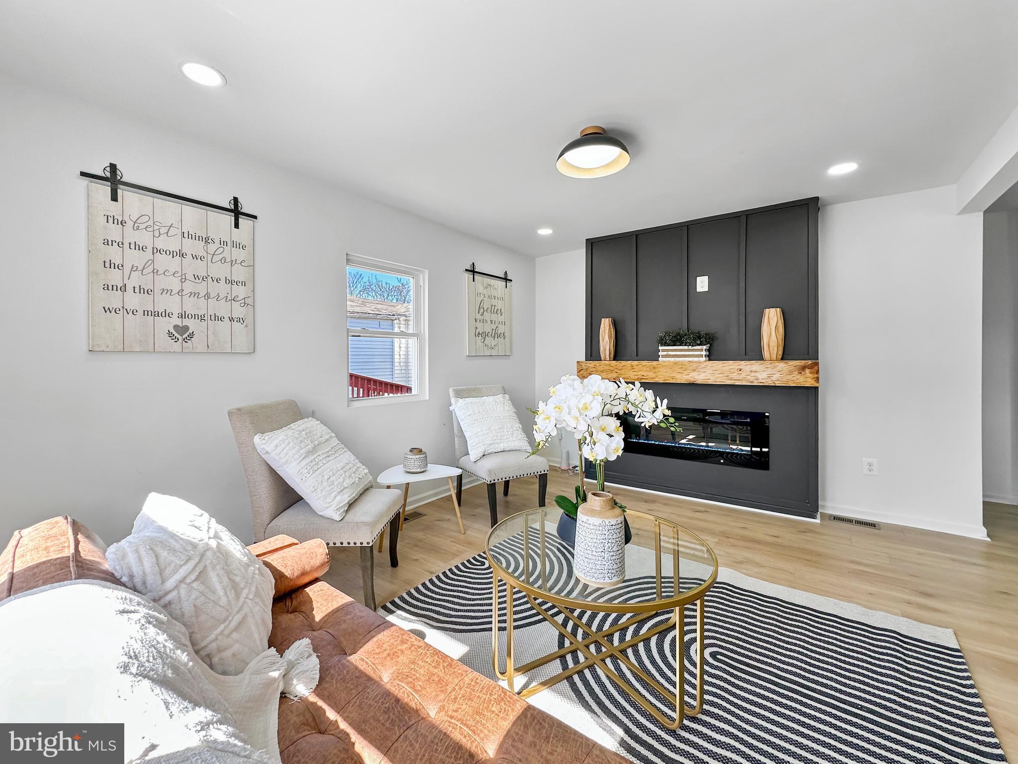 CHAPEL OAKS - Residential