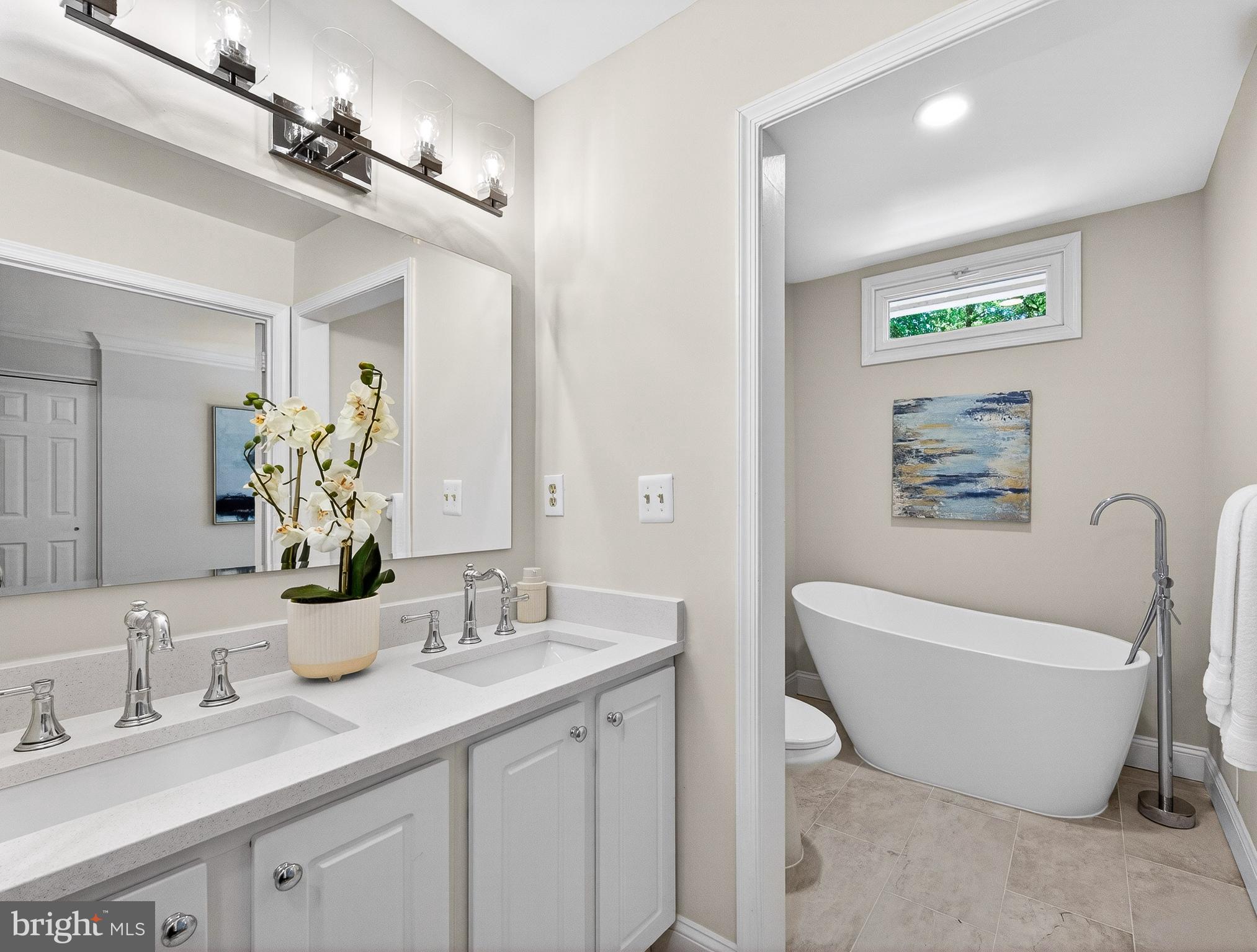 CLARKS CROSSING - Residential