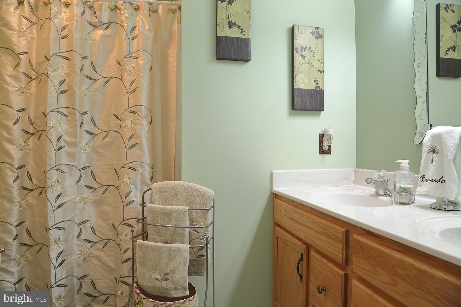 MALLARD POND - Residential