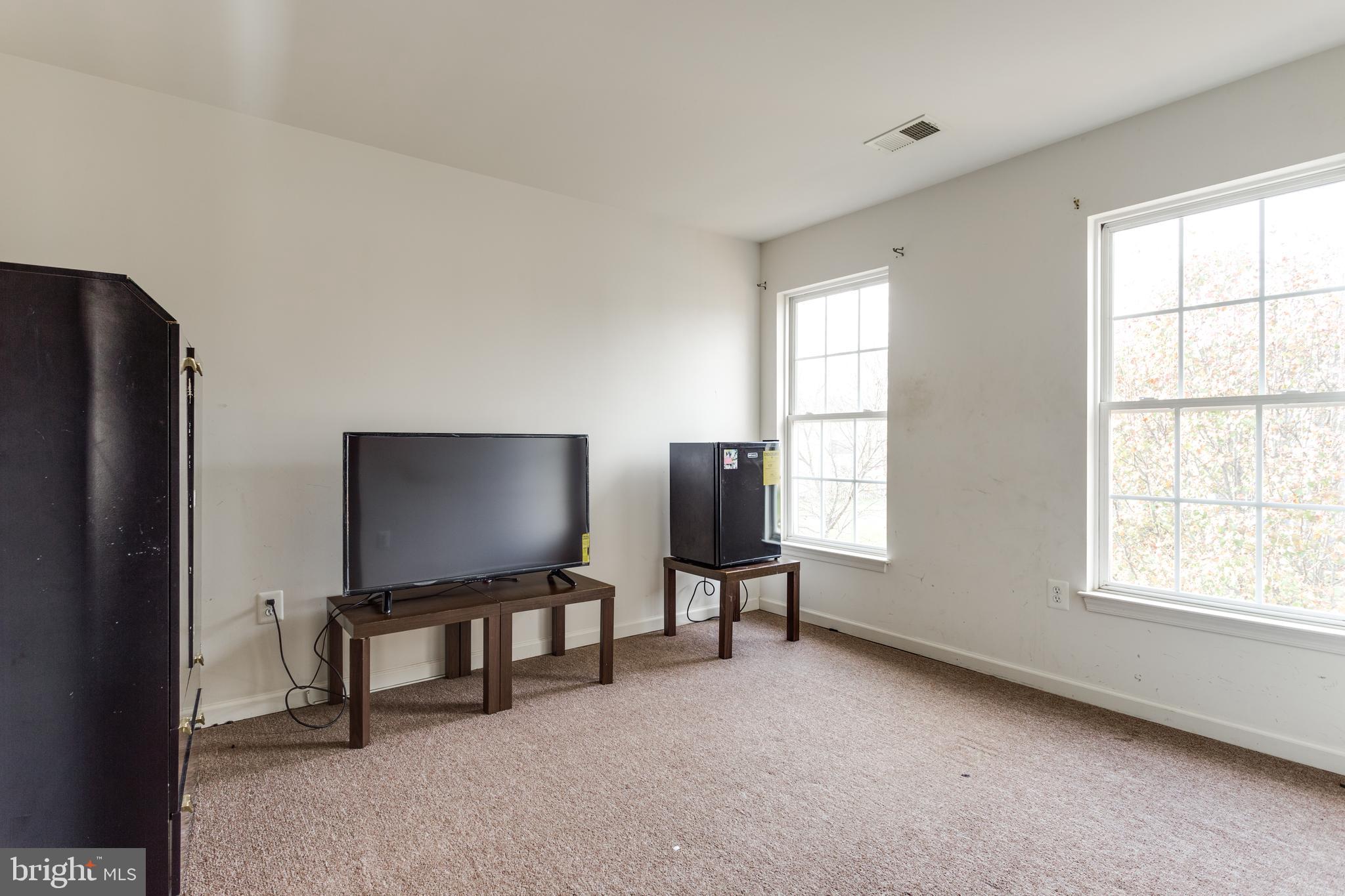 CHARLES CROSSING - Residential