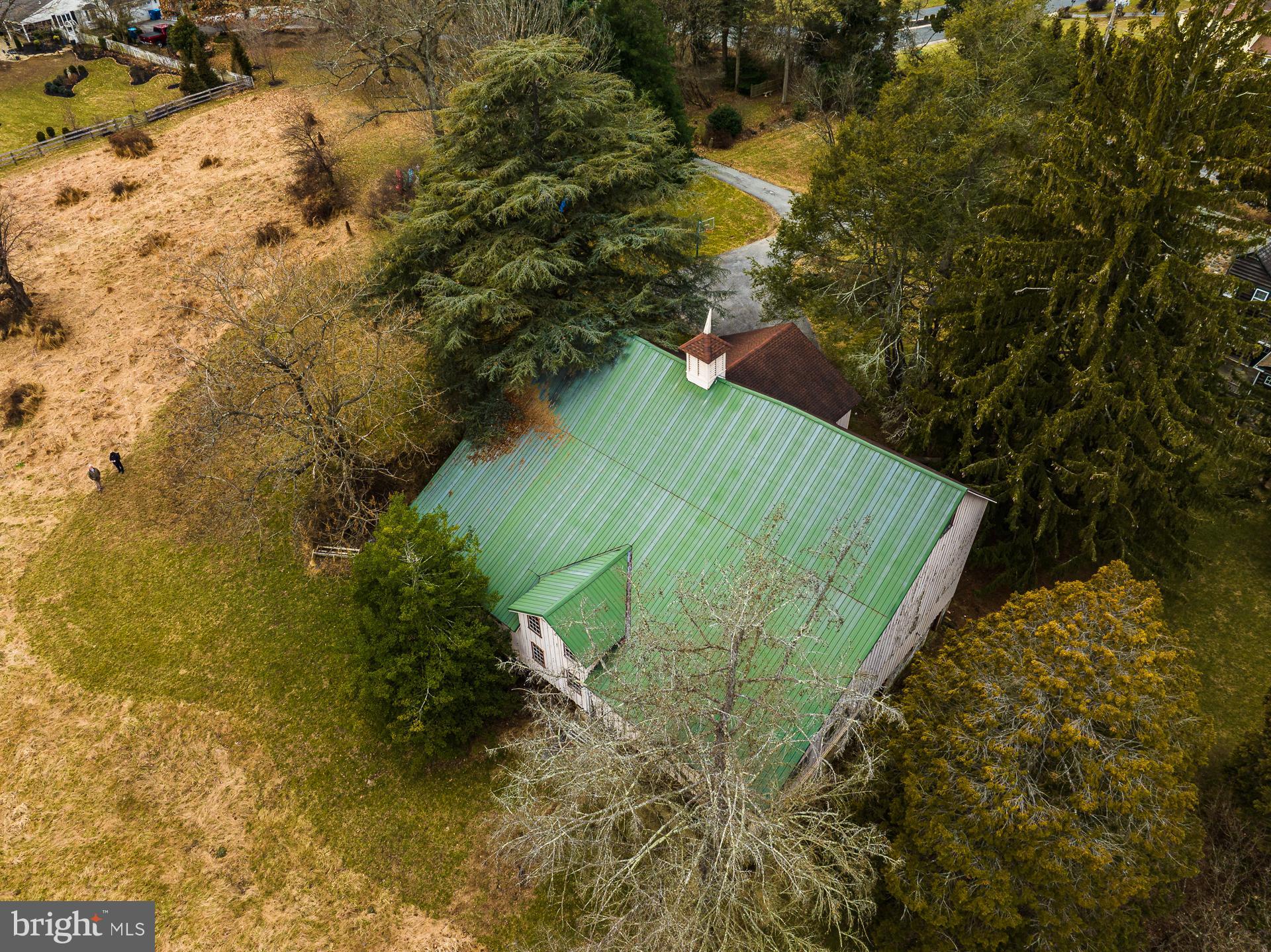 WOODSIDE - Residential