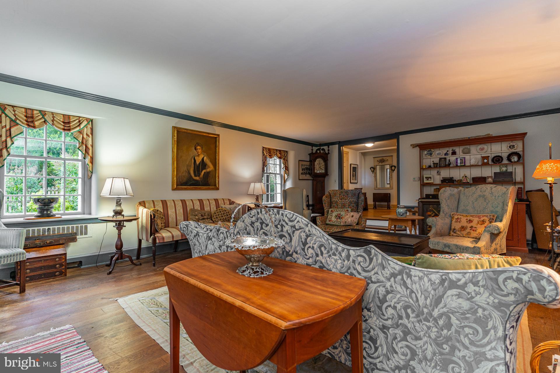 WOODSIDE - Residential