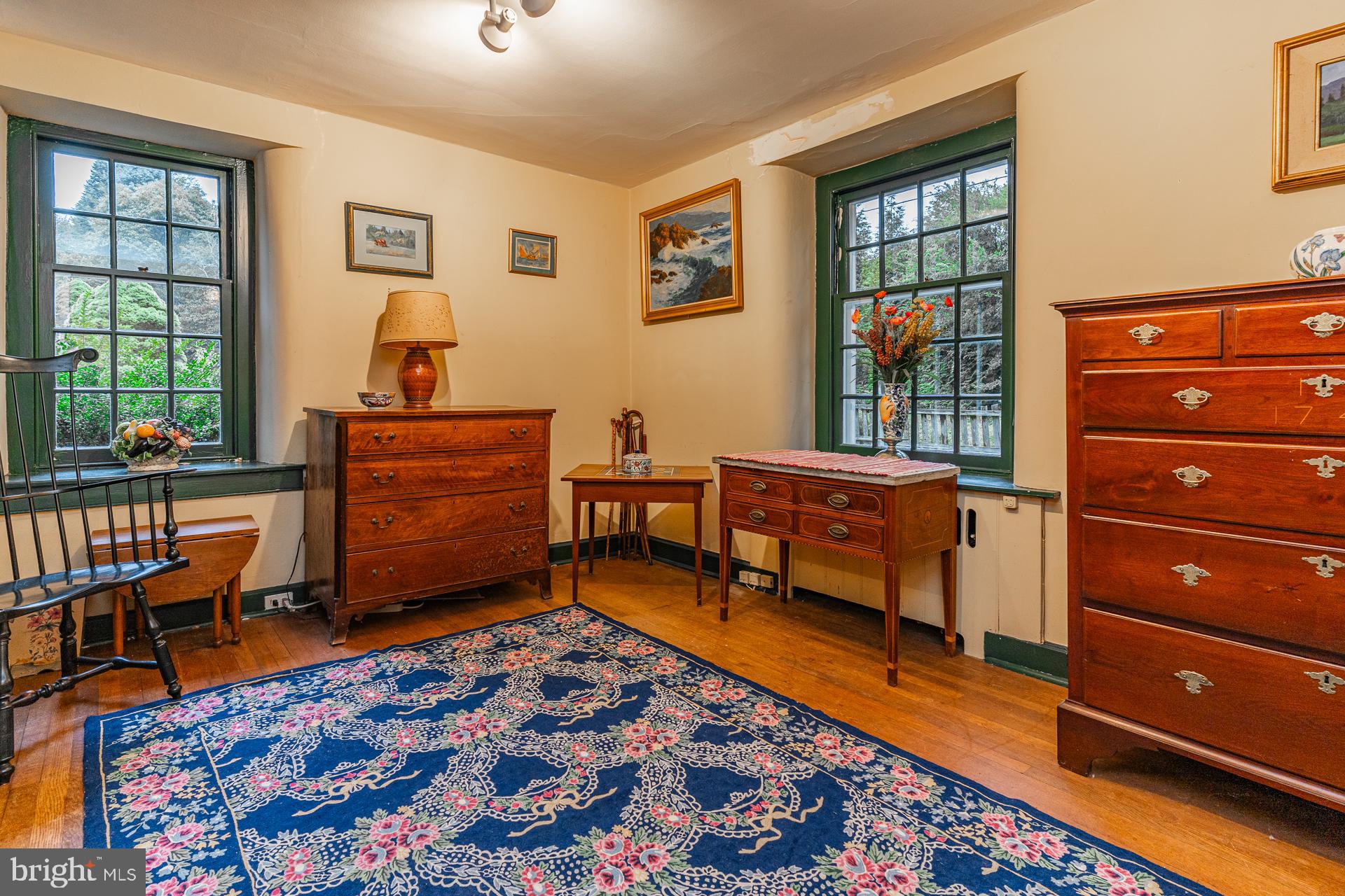 WOODSIDE - Residential